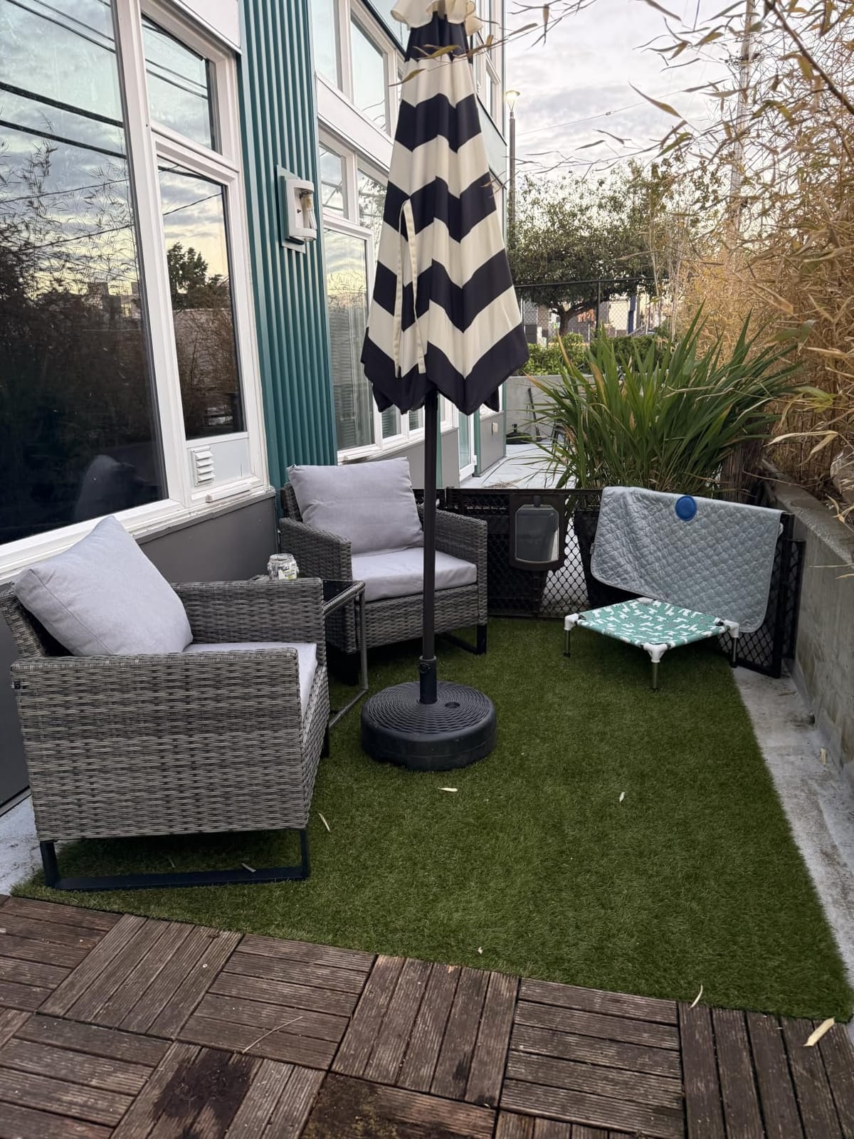 Petgrow Artificial Grass Rug 6.5 FT x10 FT(65 Square FT), Realistic Indoor Outdoor Garden Lawn Landscape Patio Synthetic Turf Mat- Thick Fake Faux Grass customer photo 2