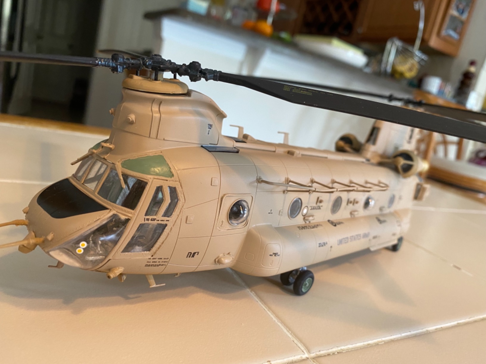 Italeri 2779 Chinook HC.1/Ch-47D, 1:48 customer photo 1