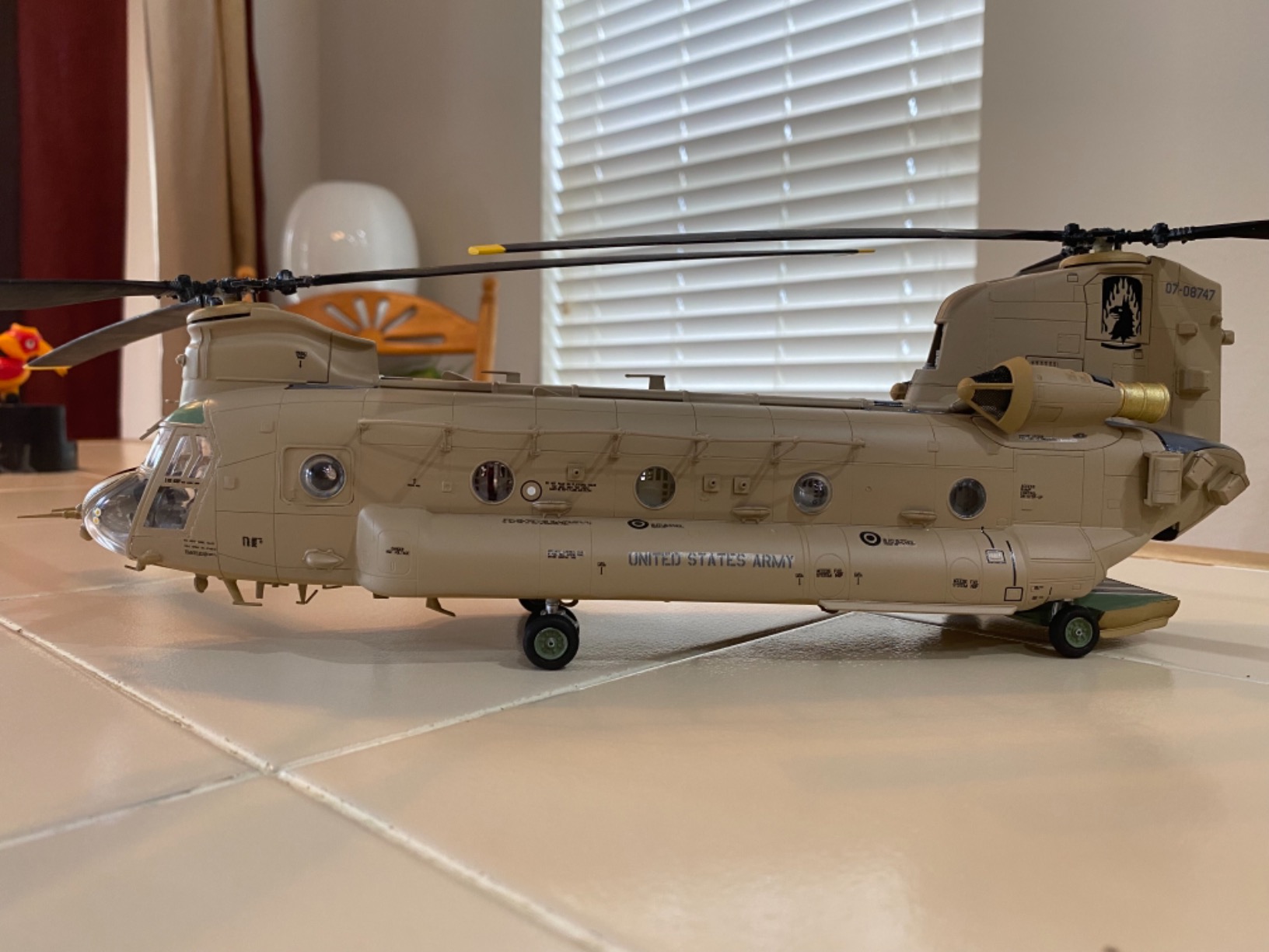 Italeri 2779 Chinook HC.1/Ch-47D, 1:48 customer photo 2