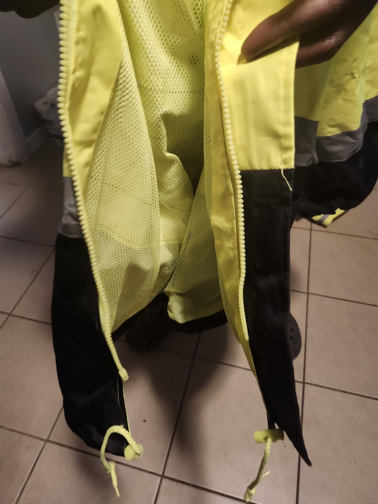 John Deere Hi-Visibility Rain Suit, ANSI Class 3, Poly Oxford with PU Backing, Hi-Vis Yellow/Black customer photo 2