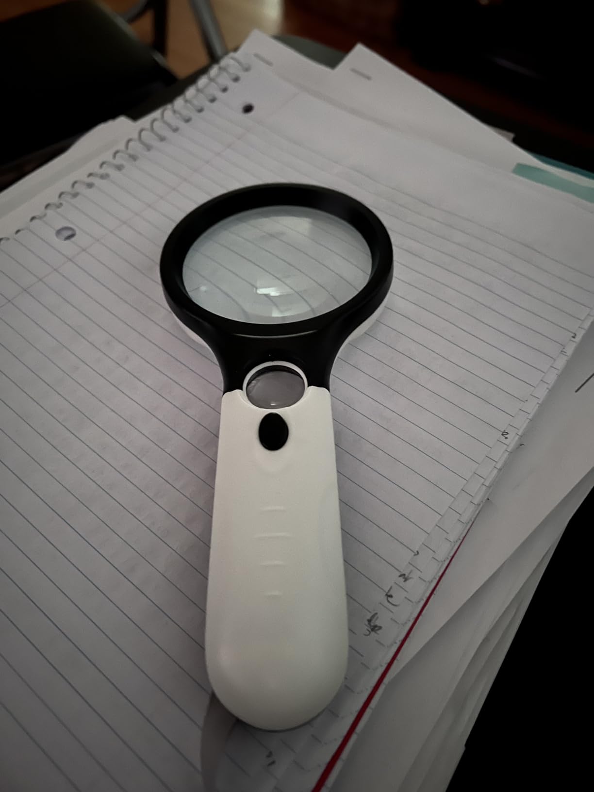 AIXPI Magnifying Glass with Light, Double-Layer Glass Lens Handheld Large Magnifying Glass 12 LED Lighted Magnifier for Seniors Reading, Coins, Jewelry, Close Working customer photo 1