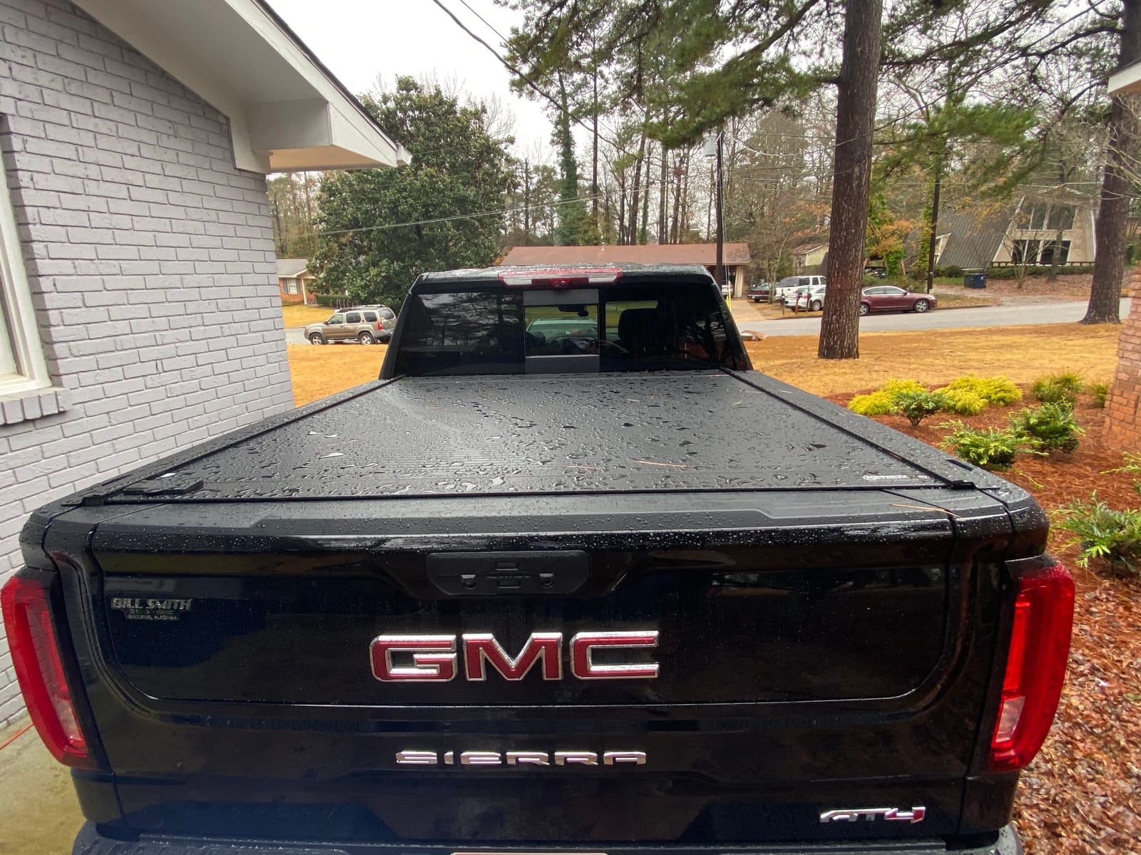 RealTruck Retrax RetraxONE MX Retractable Truck Bed Tonneau Cover | 60481 | Fits 2019 - 2025 Chevy/GMC Silverado/Sierra, w/ MultiPro/Flex tailgate (w/o Carbon Pro bed) 5' 10