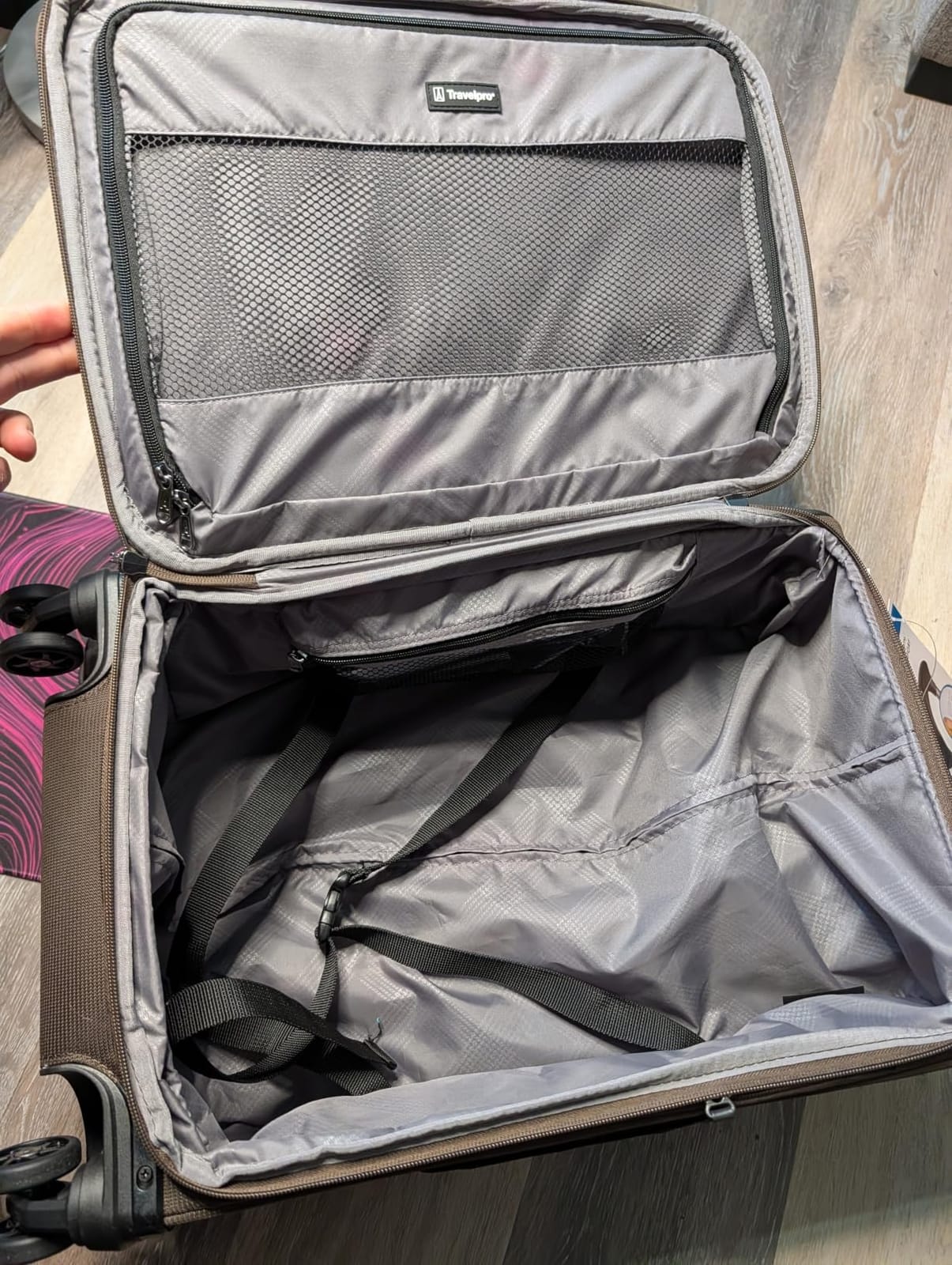 Travelpro Tourlite Softside 25