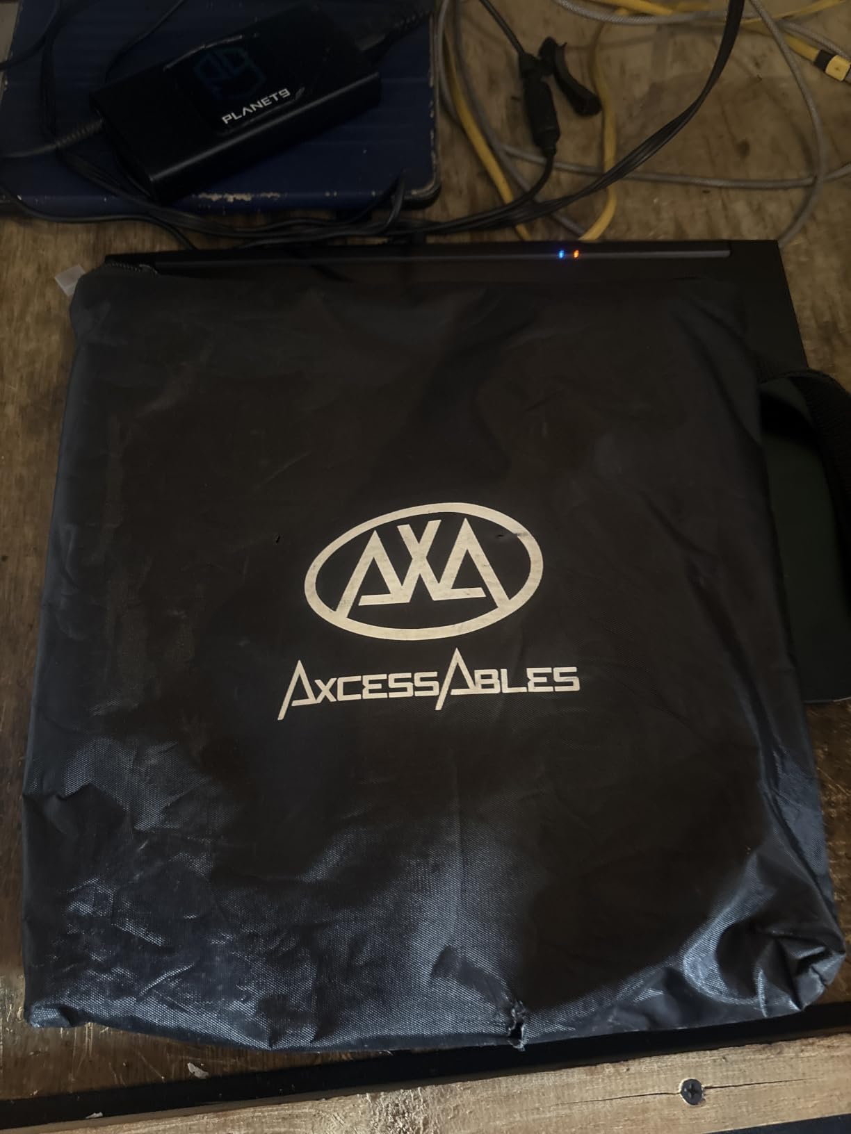 AXA AXCESSABLES DJ Laptop Stand with Travel Bag | Portable Foldable Aluminum Laptop Stand for Laptops up to 15 inches and 20lbs | No Assembly Required, Includes Carrying Bag customer photo 2