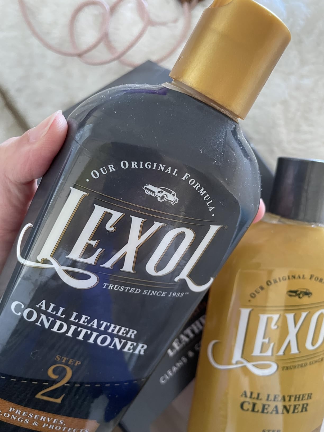 Leather Cleaner & Conditioner Kit by Lexol for Furniture, Car Interior, Shoes, Handbags, Includes 2 Application Sponges, Two-Step System, 16 Oz Each customer photo 1