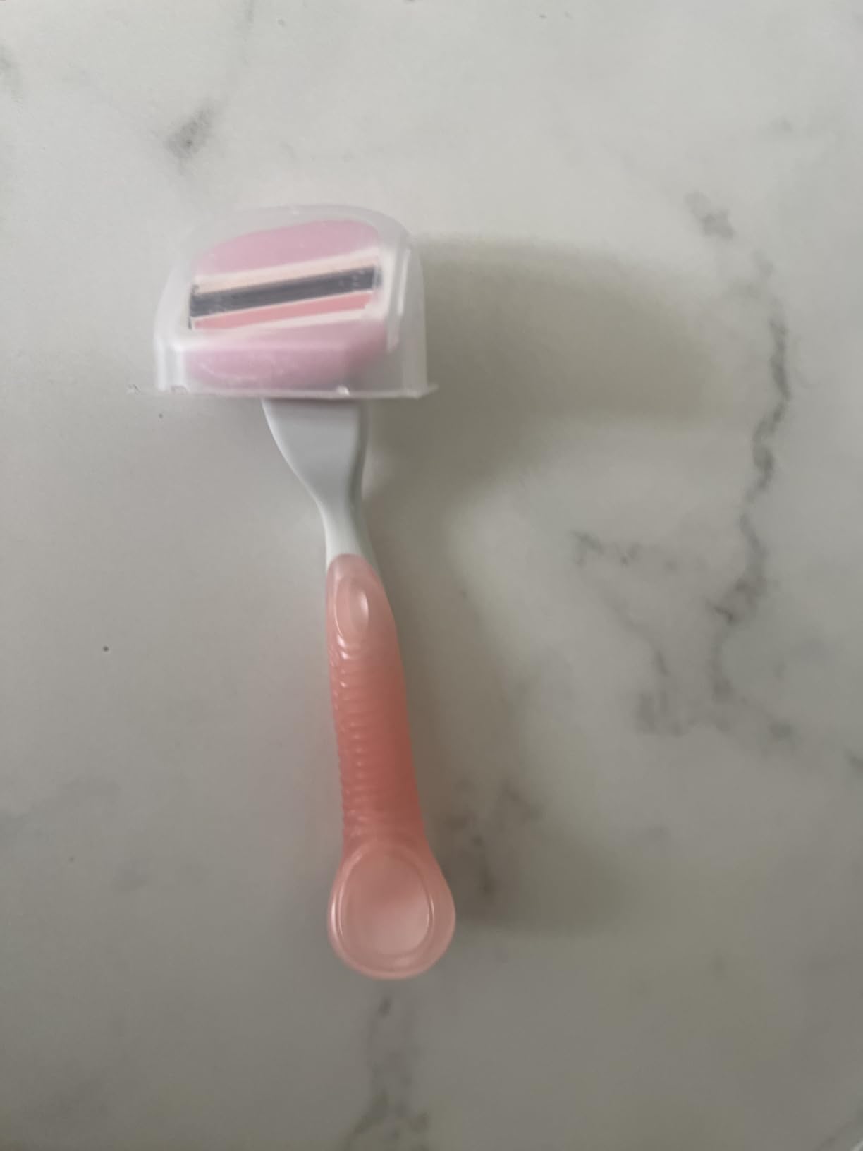 Gillette Venus ComfortGlide White Tea Women's Razor 1 Handle + 4 Blade Refills customer photo 2