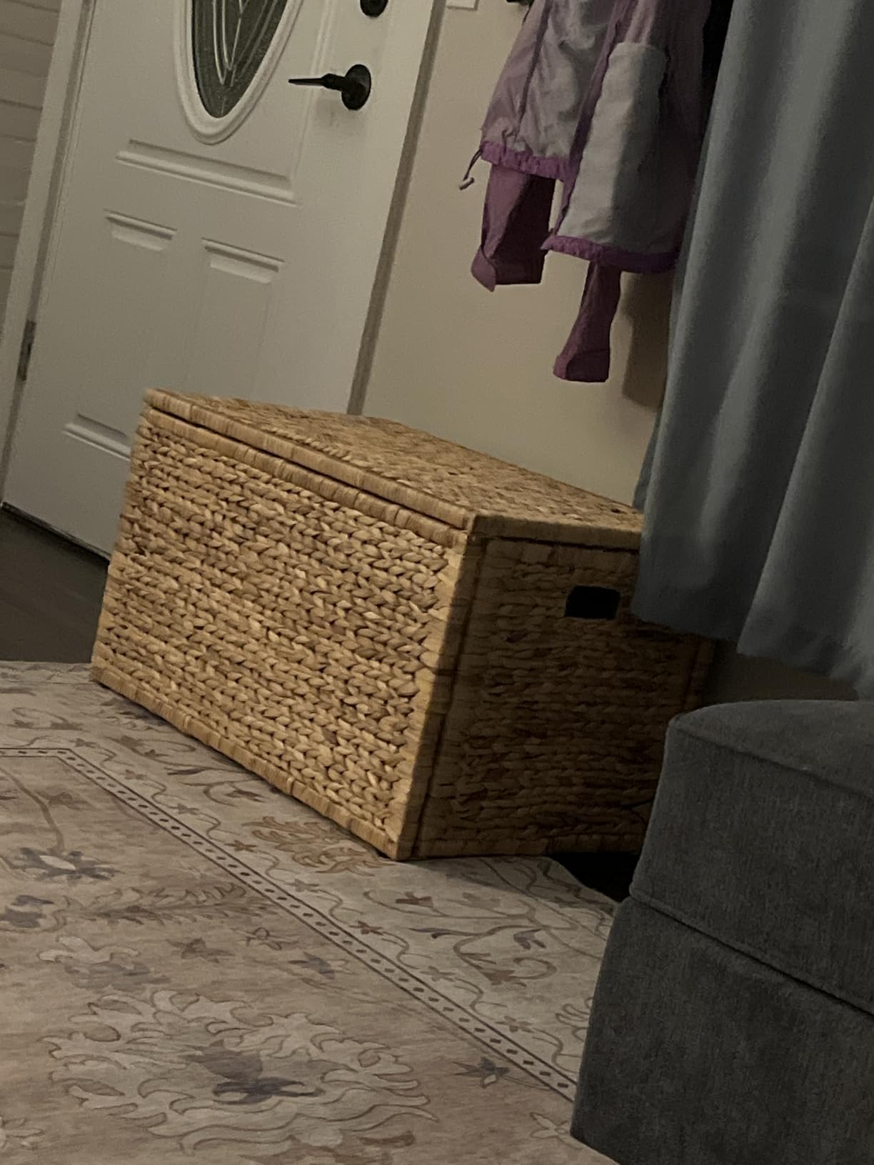 eHemco Water Hyacinth Wicker Storage Trunk, Natural, 30x17.5x17.5 Inches customer photo 1