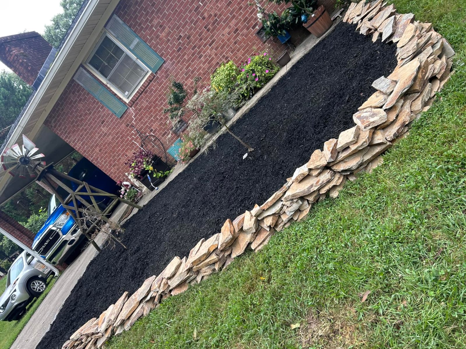 3ftx100ft Weed Barrier Landscape Fabric Heavy Duty, 3.2oz Weed Barrier Fabric, Easy Setup Woven Garden Landscaping Fabric customer photo 2