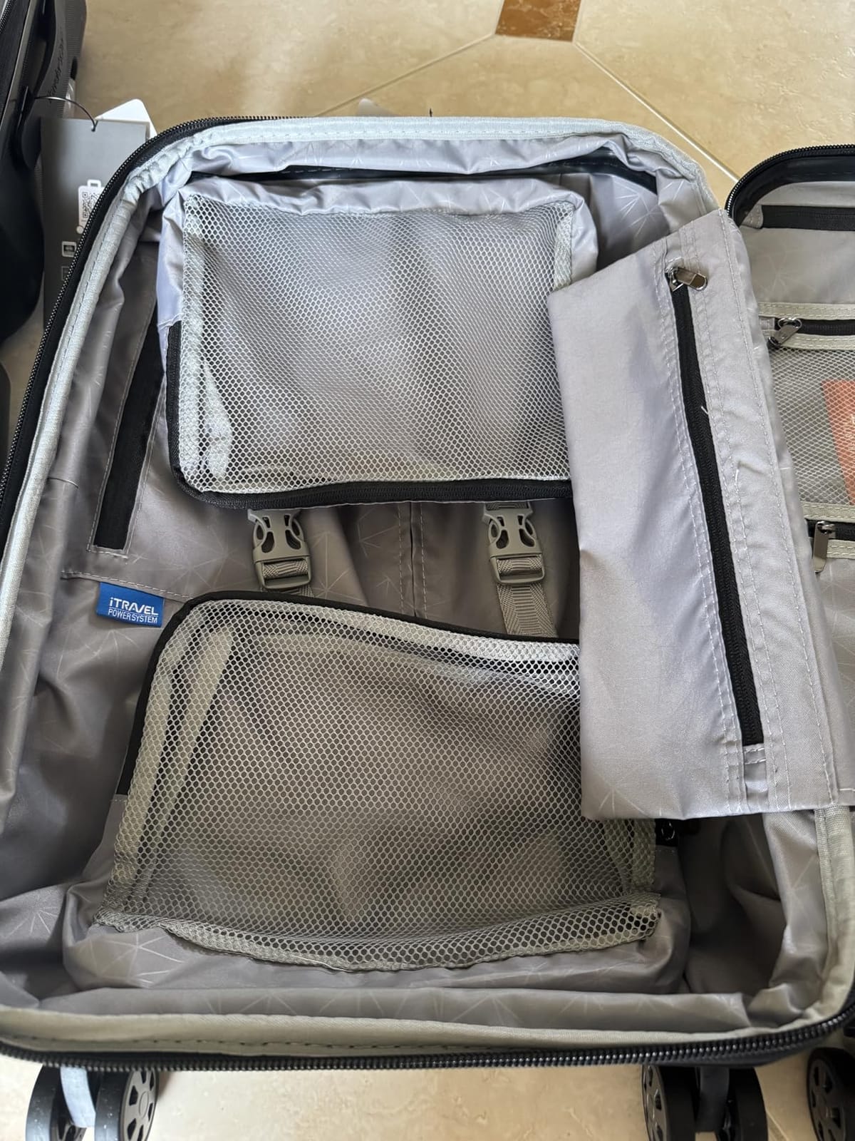 Traveler's Choice Pagosa Hardshell Expandable Luggage with Spinner Wheels, Baby Blue, 26-Inch Medium customer photo 2