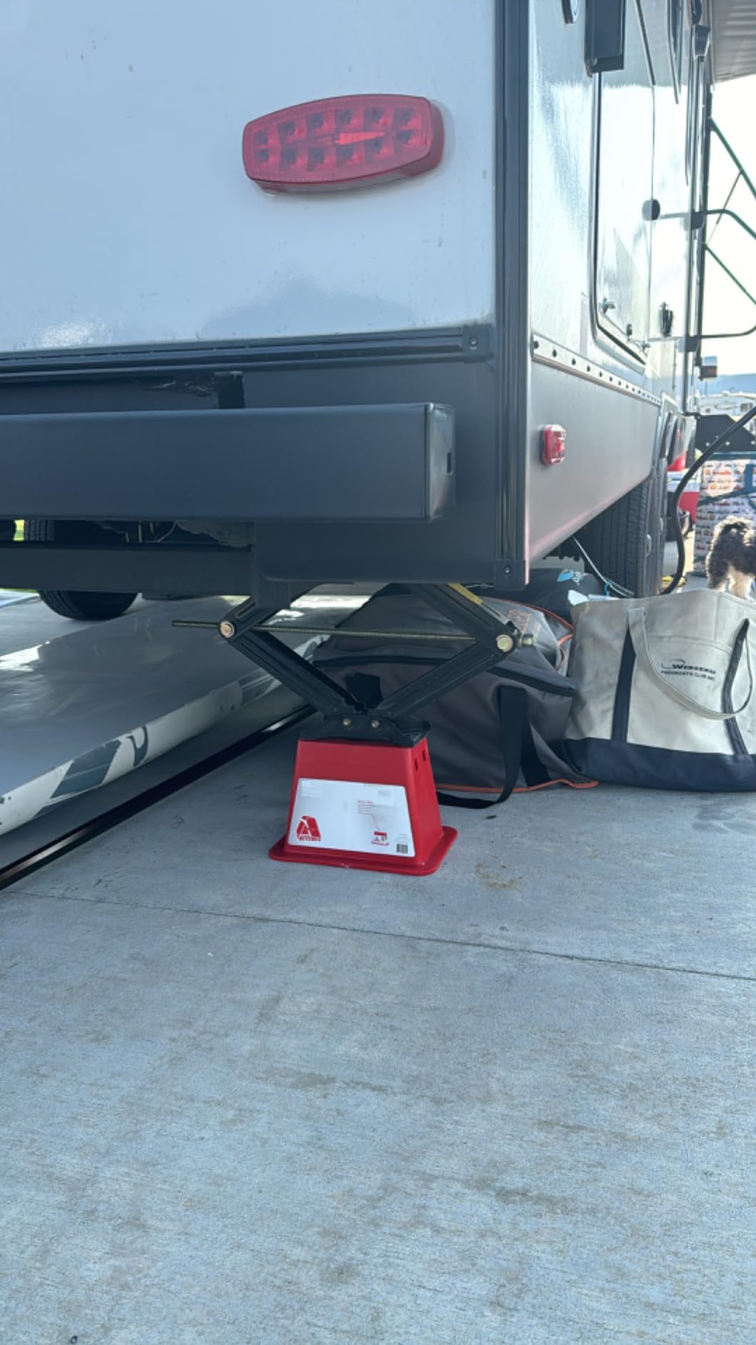 ANDERSEN HITCHES | RV & Trailer Accessories | 2-Pack Trailer EZ Jack Blocks | Leveling System | RV Stabilizer Stands | Heavy Duty Camper Leveler | 3621 customer photo 2