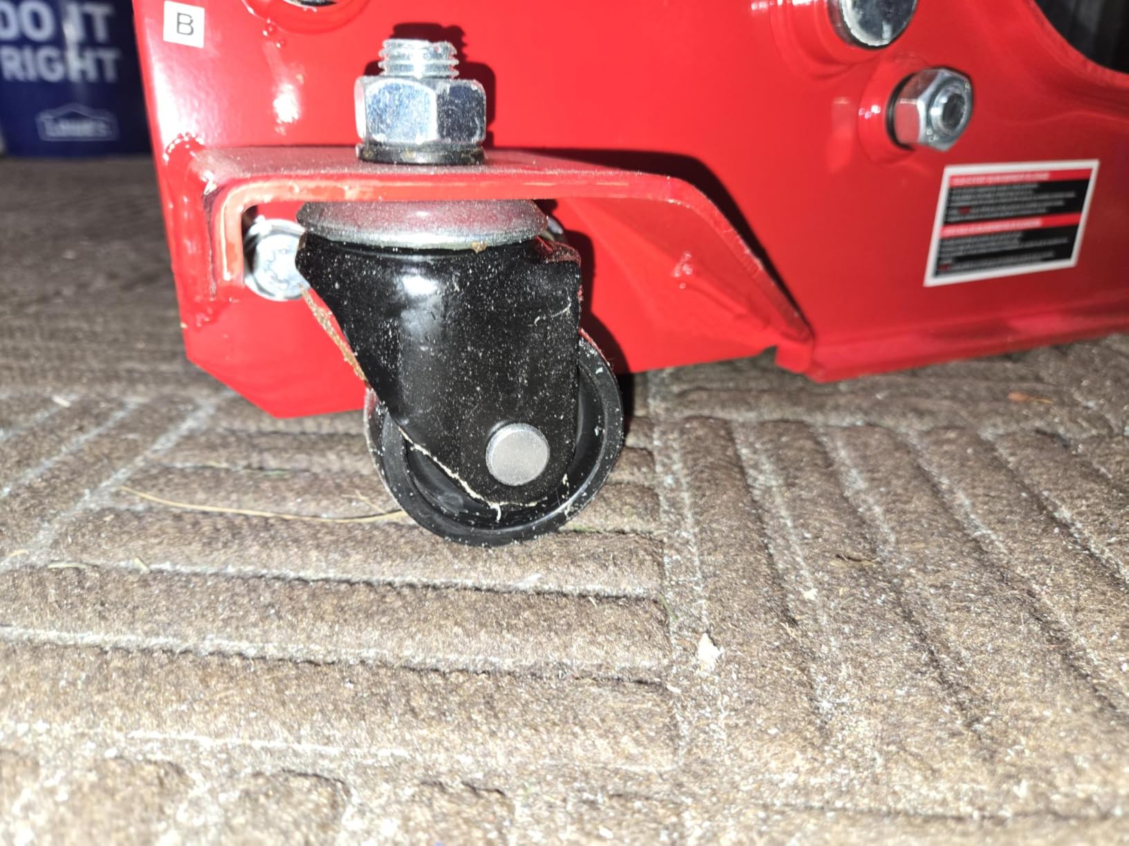 Big RED 4 Ton (8,000 lb) Hydraulic Low Profile Service Floor Jack customer photo 1