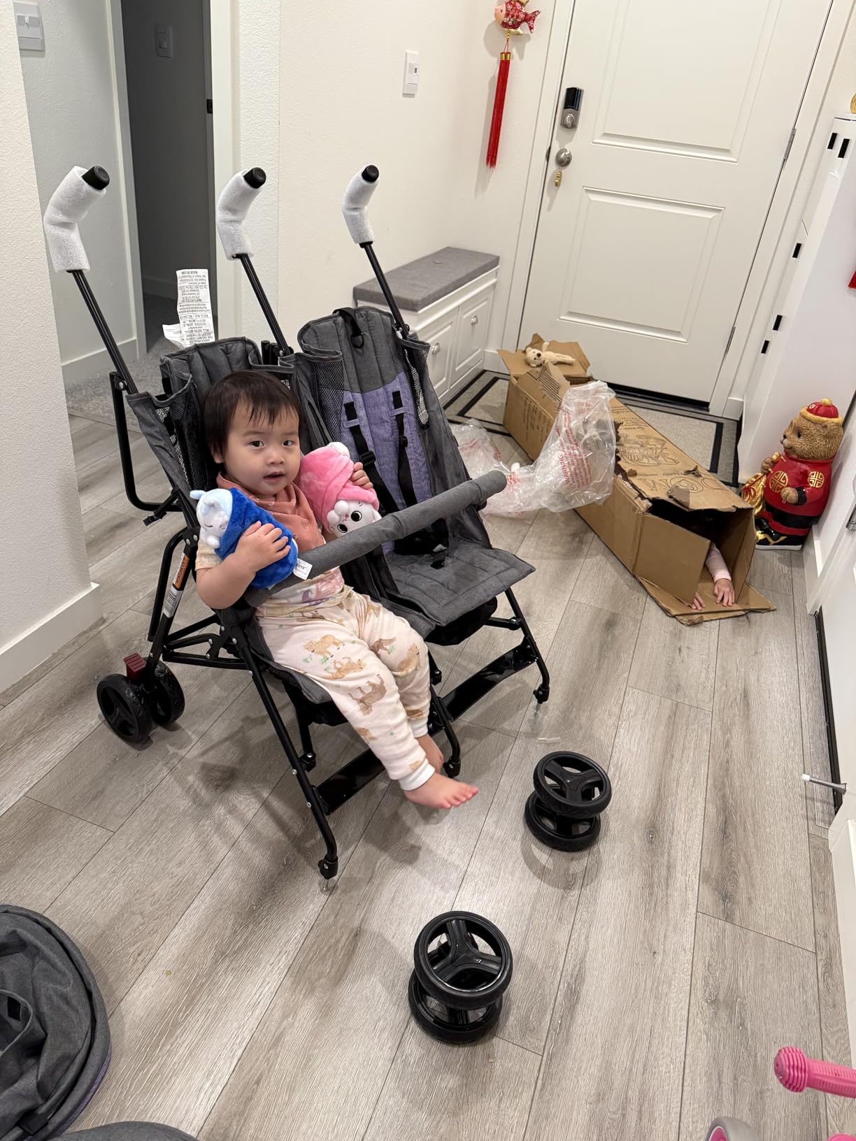 Dream On Me Volgo Side-by-Side Twin Umbrella Toddler Stroller, Black | 5 Point Safety Harness, Smooth Swivel Wheels, Lightweight, Adjustable Double Canopy, Storage Basket, 40 Lb Limit Each Seat customer photo 2