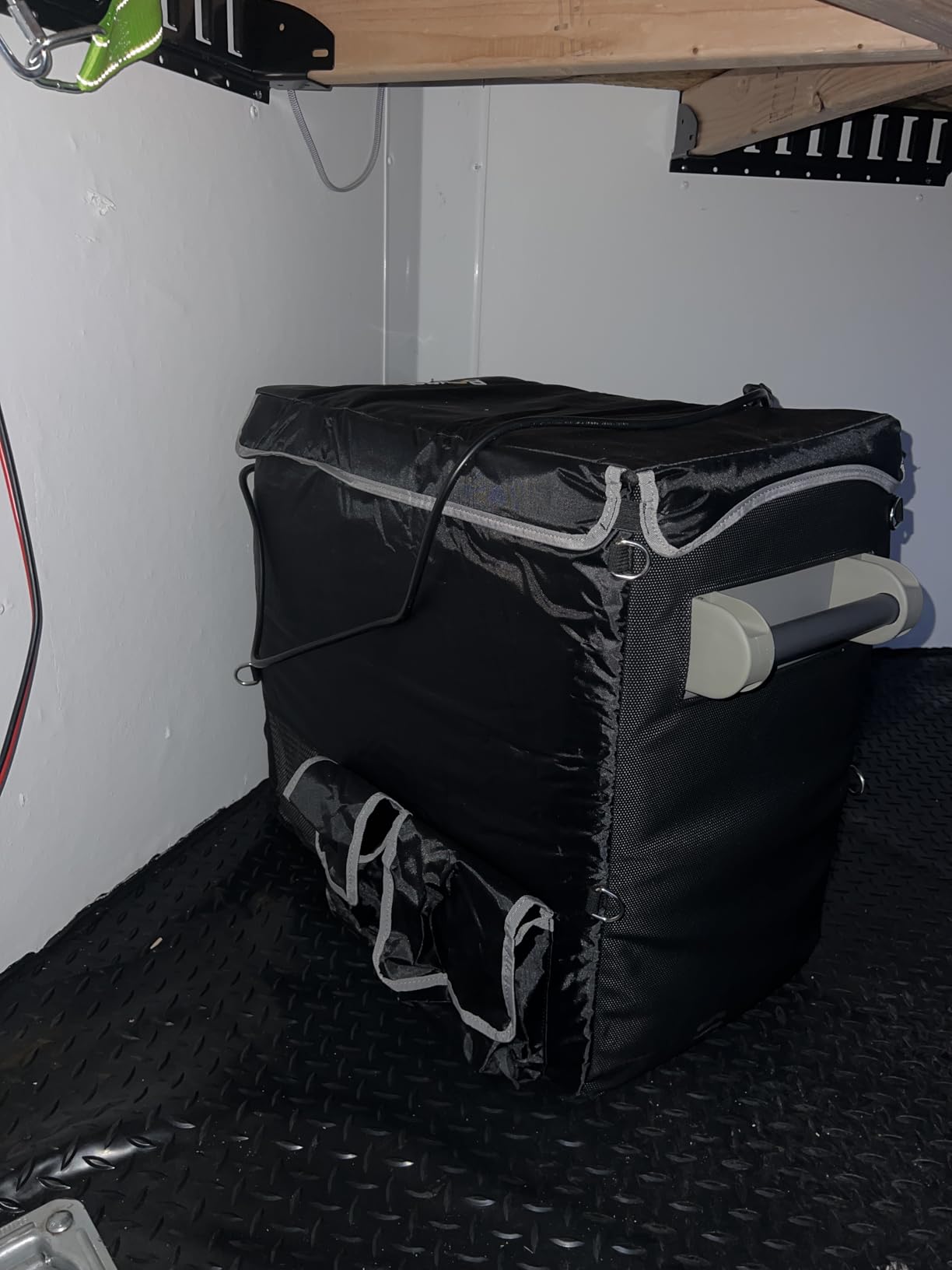 BougeRV 53 Quart Insulated Protective Cover, 12 Volt Portable Refrigerator Cover, Car Freezer Cover (Refrigerator NOT Included) customer photo 1
