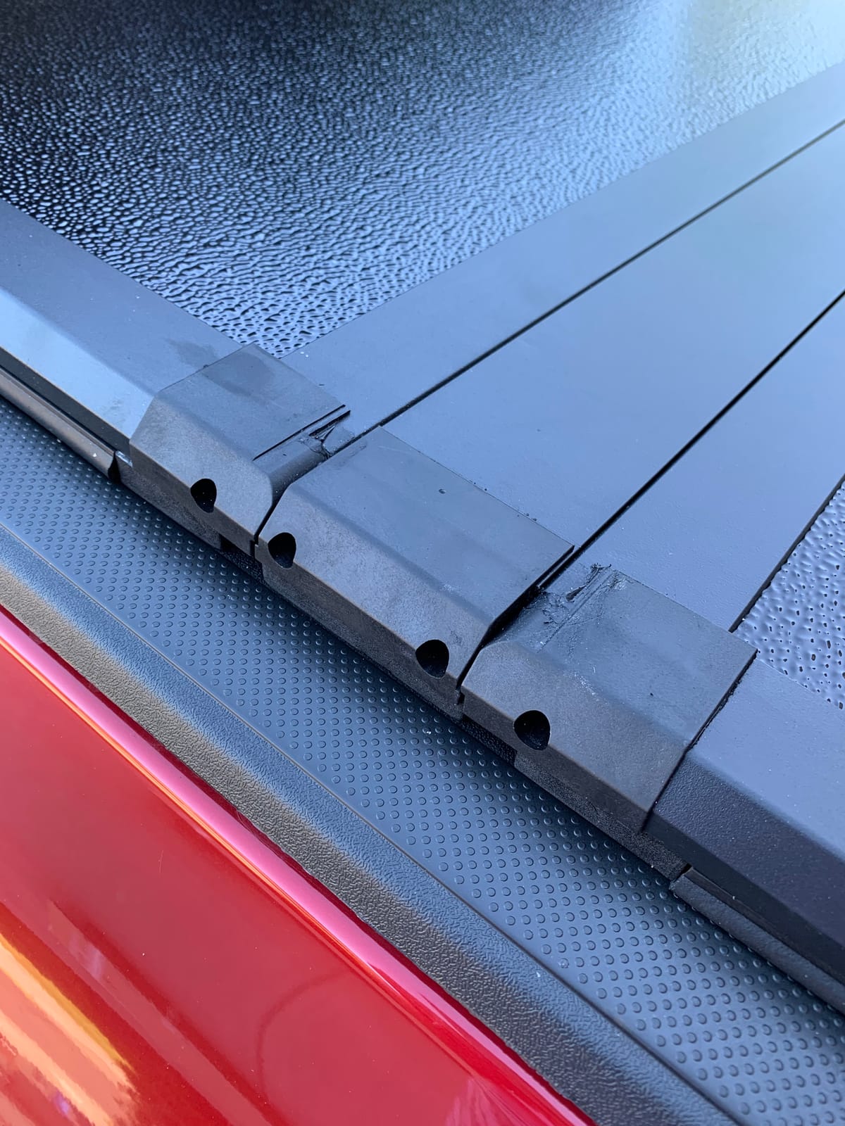‌Kikito Hard Tri-Fold Tonneau Cover for 2016-2026 Toyota Tacoma 5Ft Bed (59.8-60.5in) | Waterproof & No-Drill Installation‌ customer photo 2