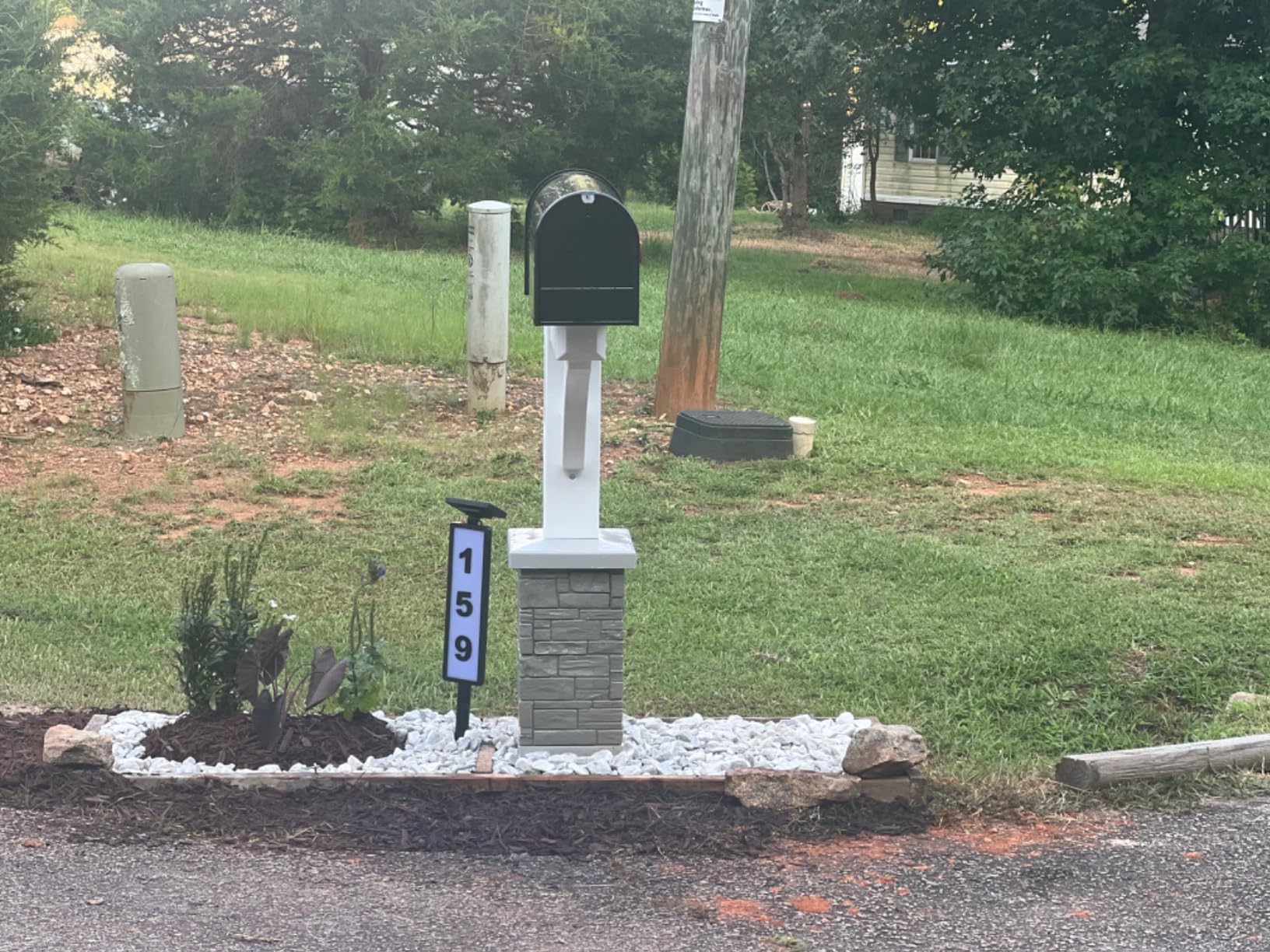 Premium Mailbox Post Set (Cross-Arm, Classic White) customer photo 1