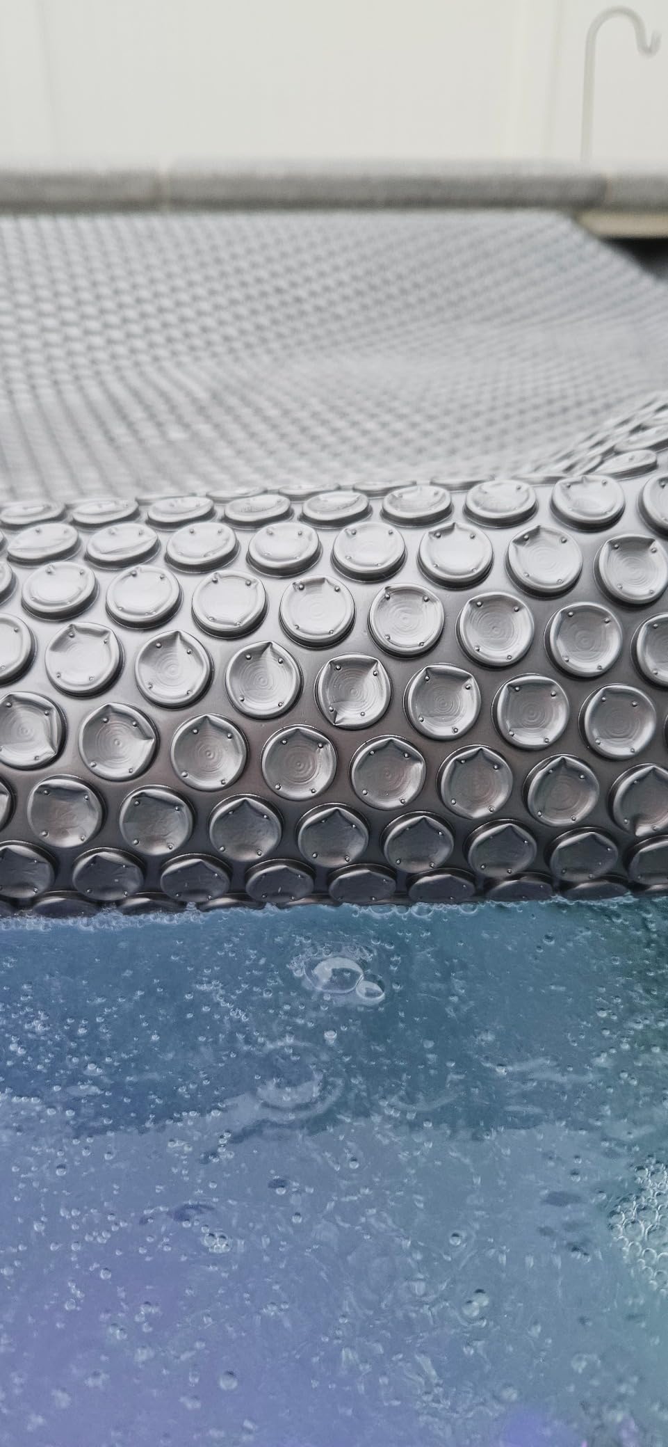 Winter Hot Tub Bubble Blanket - 7x7 FT 16-Mil Square Pool Spa Solar Cover customer photo 1