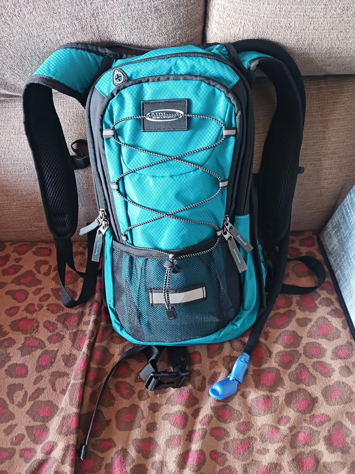 Hydration Backpack with 3L Water Bladder, Small Hydration Pack Backpack for Men Women, Lightweight Water Backpack with Cooler Layer for Running, Biking, Hiking customer photo 1