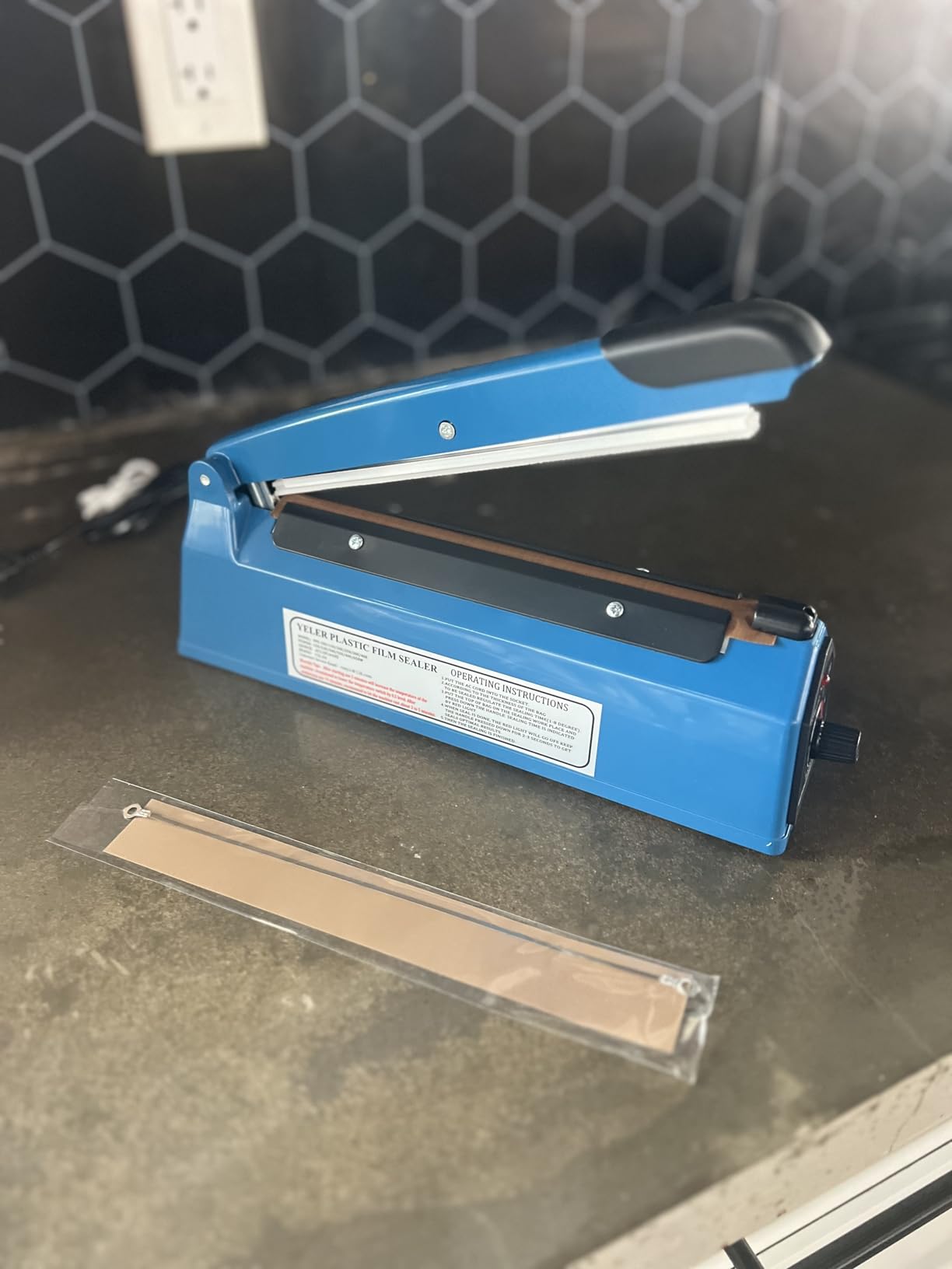 8 Inch Impulse Heat Sealer, Manual Poly Machine for Plastic Bags PE PP Bags with Extra Replace Element Grip customer photo 1