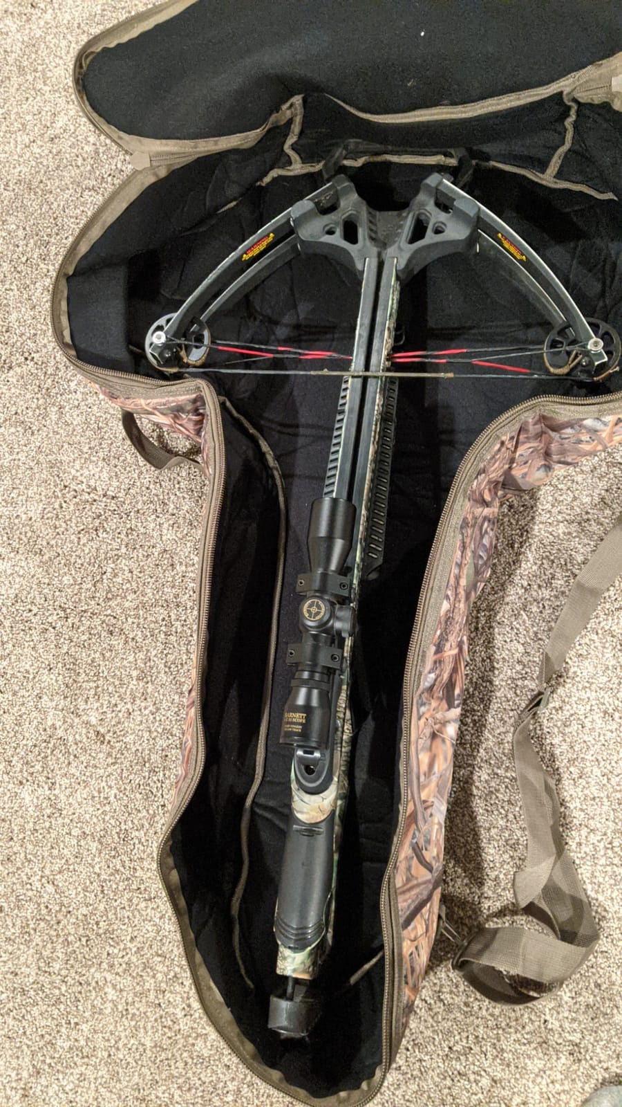 MYDAYS Soft Crossbow Case with Backpack Straps, Padded T-Shape Archery Bow Bag for Hunting, Fits Scoped Narrow Limb Crossbows with Arrow & Bolt Pocket (36.5