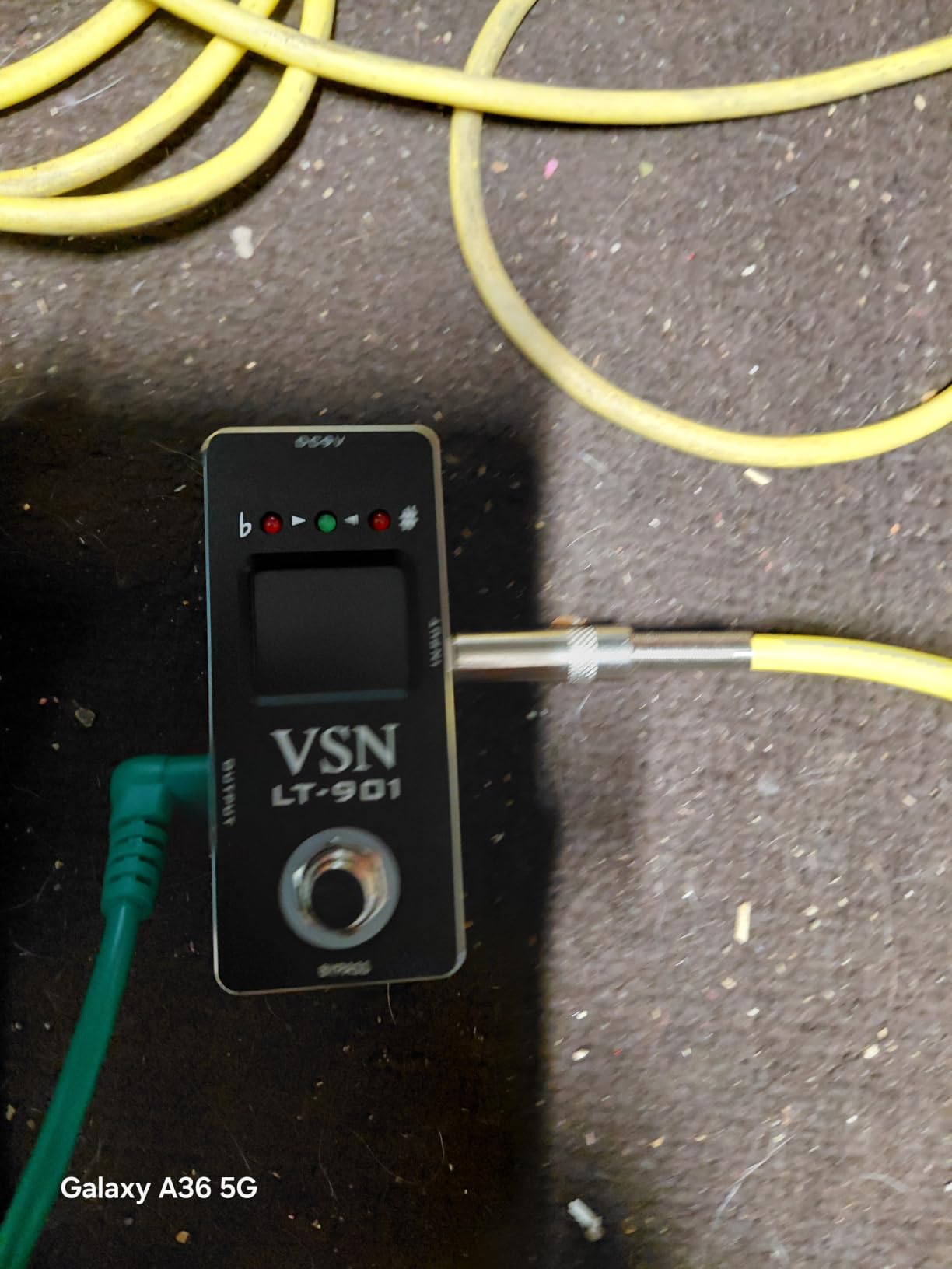 VSN Tuner Pedal,Chromatic Guitar Tuner Pedal Fast and Accuate Tuner for High Precision ± 1 Cent with Pitch Indicator for Electric Guitar and Bass True Bypass Tuning apparatus for musical instruments customer photo 1