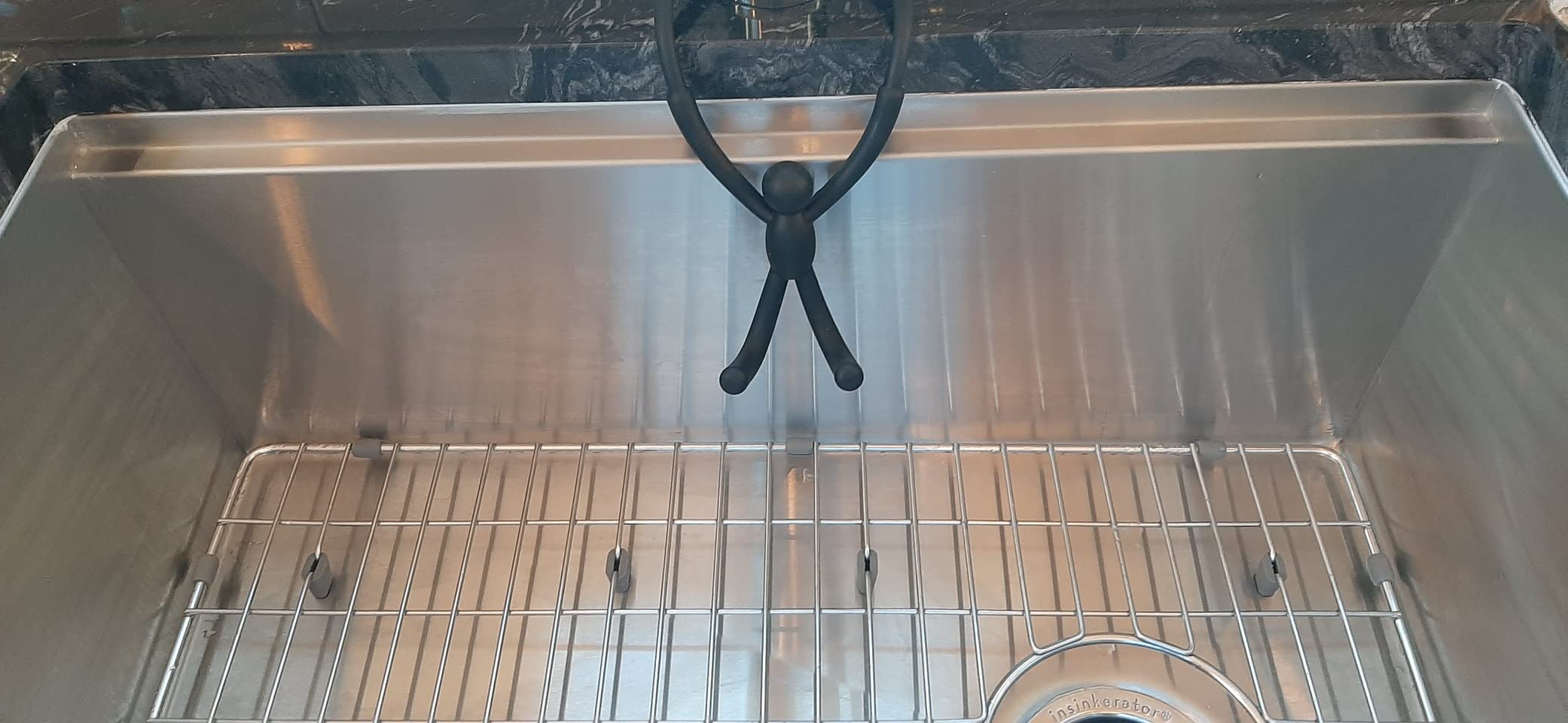 Ruvati 33-in 16-Gauge Offset-Drain Undermount Workstation Sink - RVH8591 customer photo 2