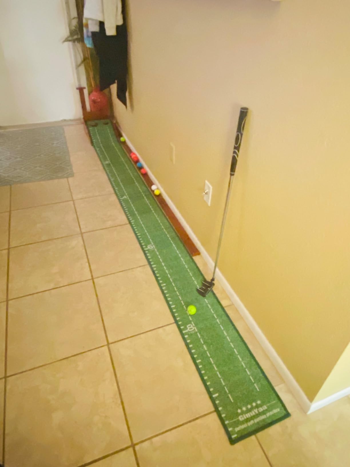 GimYaa Golf Putting mat Green Indoor and Outdoor with Auto Ball Return,Game Practice Golf Gifts for Home, Office, Backyard Indoor Golf and Outdoor Use, Crystal Velvet Mat customer photo 2