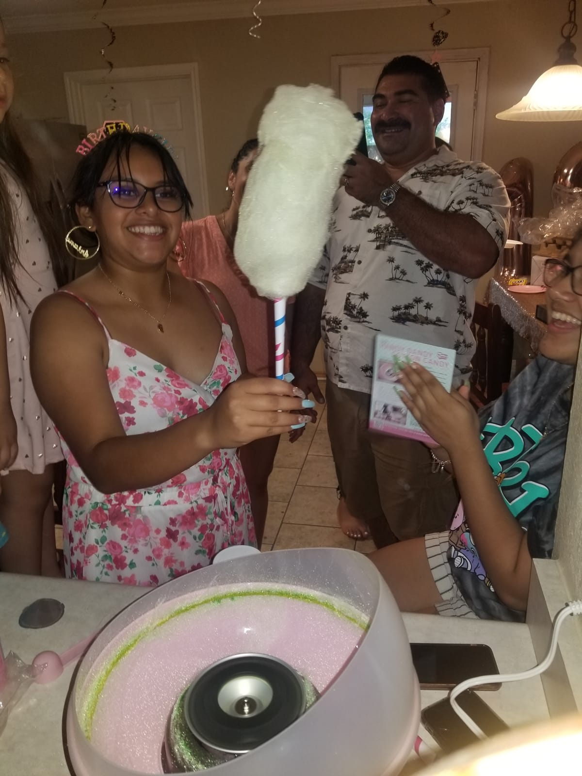 Cotton Candy Express BB1000-S Cotton Candy Machine, Easy To Use and Clean Nostalgia and Fun Comes with Instruction Manual and Tip Card,Teal customer photo 1