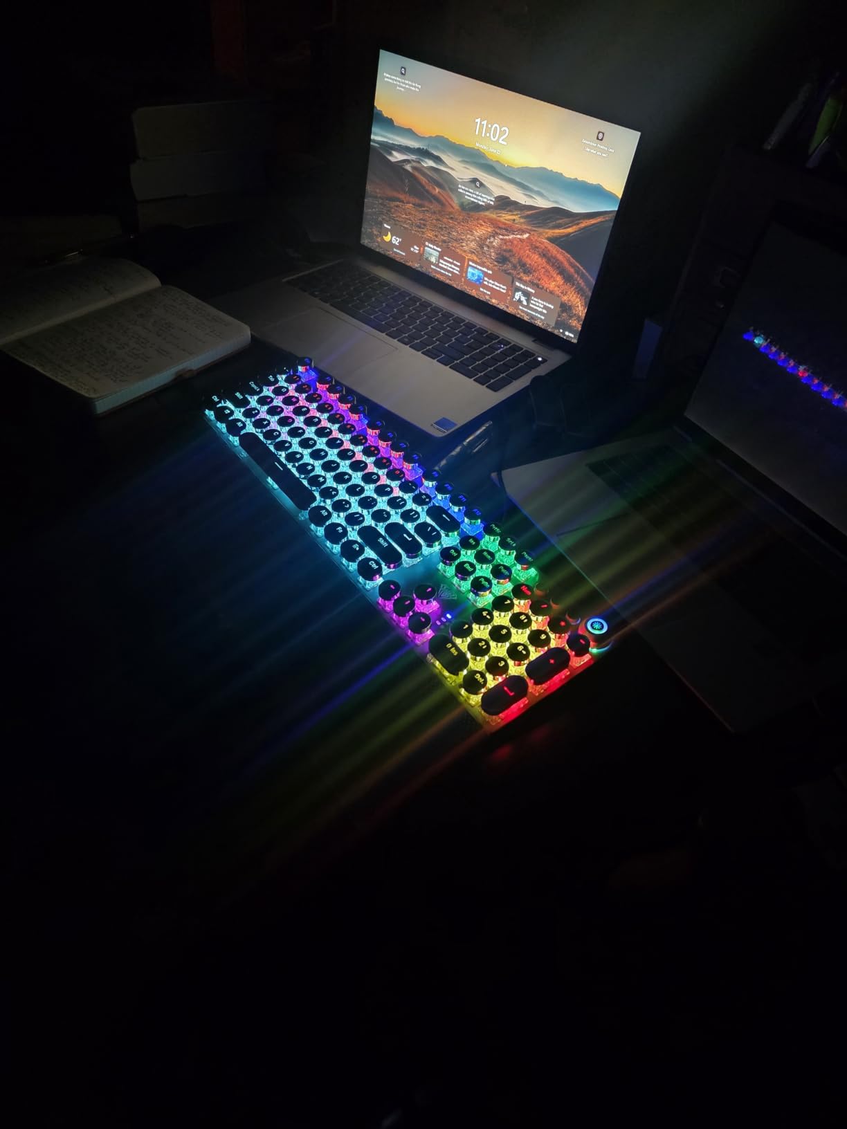 AULA F2088 Typewriter Style Mechanical Gaming Keyboard Wired, Blue Switches, Rainbow LED Backlit, Removable Wrist Rest, Media Control Knob, Retro Punk Round Keycaps, USB Wired Computer Keyboard customer photo 1