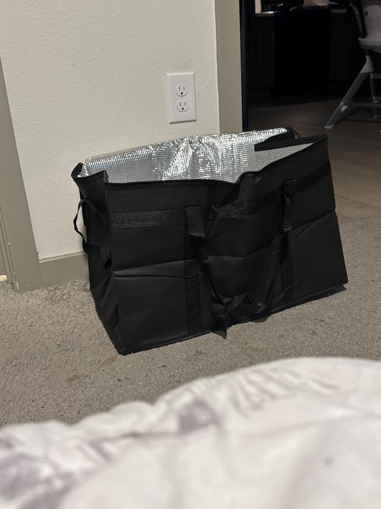 Insulated Food Delivery Bag, XXXL Insulated Reusable Grocery Cooler/Hot Bags, Tote Bag for Shopping/Travel/Doordash, Catering Bag Doordash 22x14x13, Black, 1-Pack customer photo 2