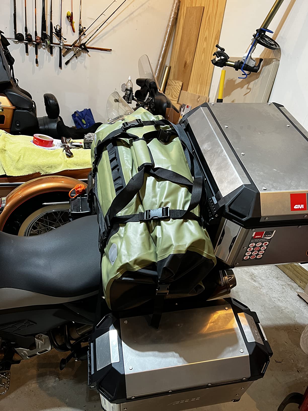 Haimont Waterproof Duffel Bag Roll-top Dry Duffel Bag with Quick-fixed Straps for Motorcycling, Rafting, Boating, SUP, Kayaking, Travel, 50L/70L customer photo 2