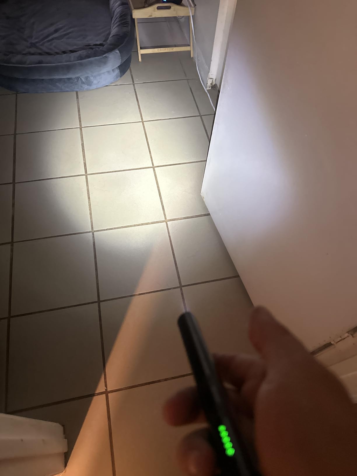 WORKPRO Rechargeable Pen Light, 450 Lumen LED Flashlight with UV Light customer photo 2