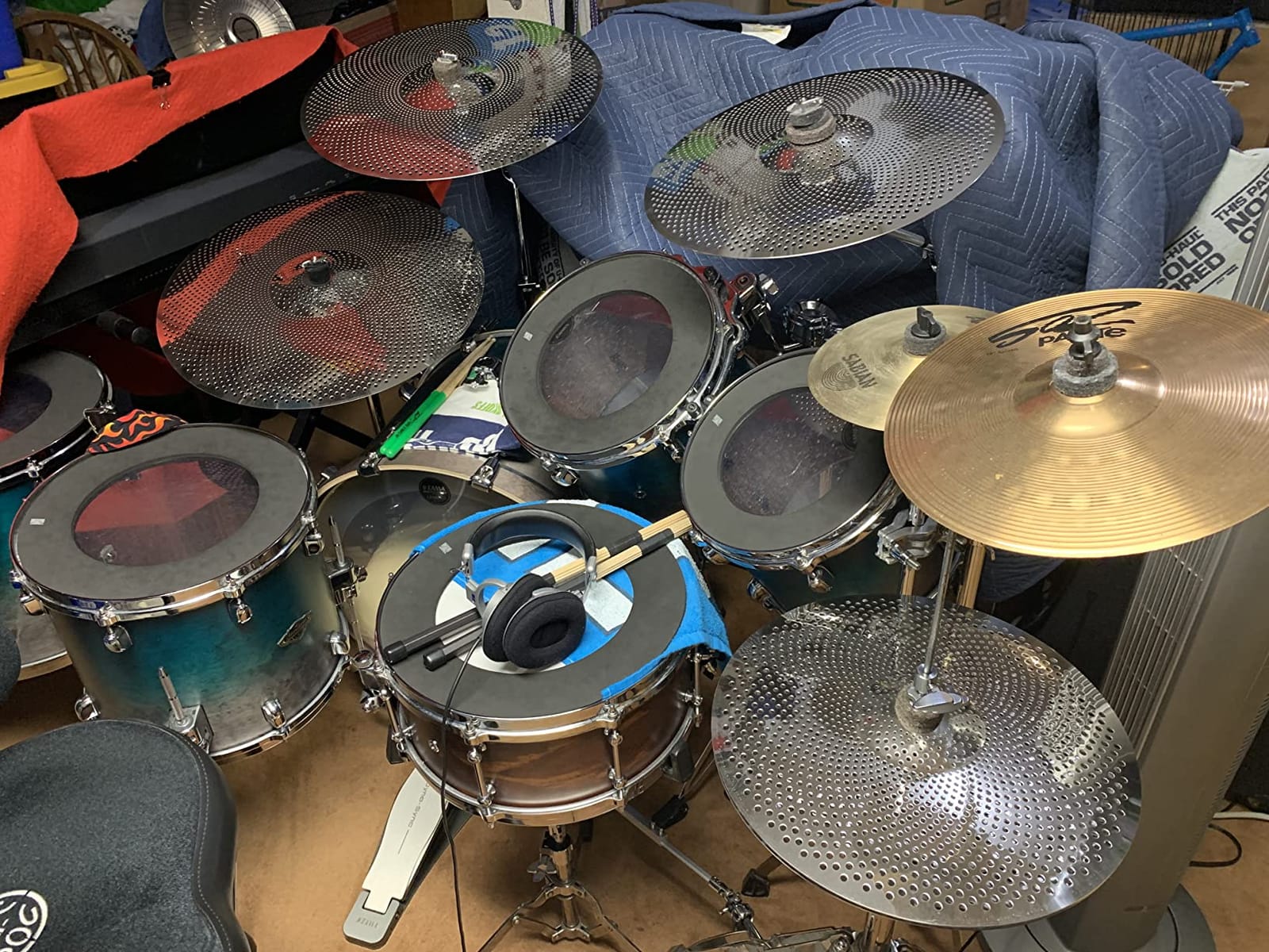 Low Volume Cymbal Pack, Quiet Cymbal Set 14''/16''/18''/20'' (5 Pcs, Black) | FREE Cymbal Bag included customer photo 2