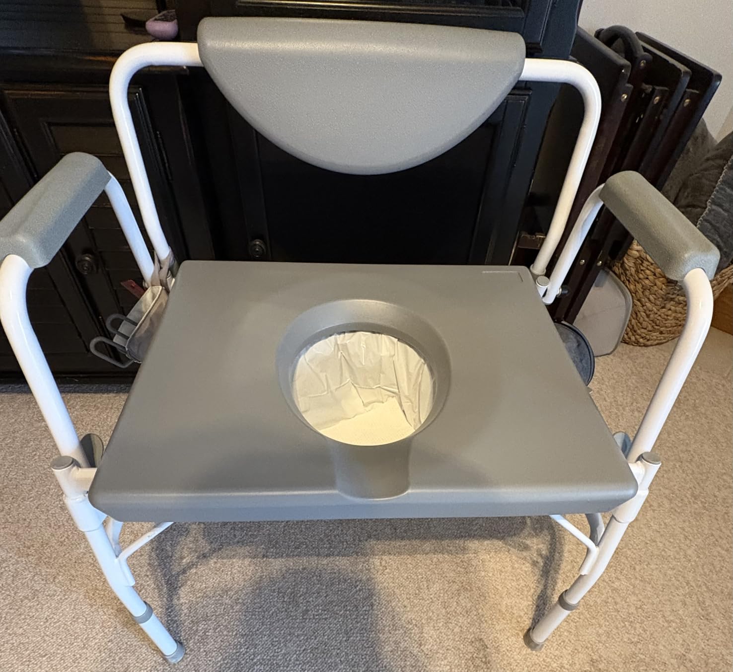 Medline Bariatric Drop-Arm Commode - Heavy Duty Steel Toilet Chair for Disabled and Elderly, 1,000 lb. Weight Capacity customer photo 2