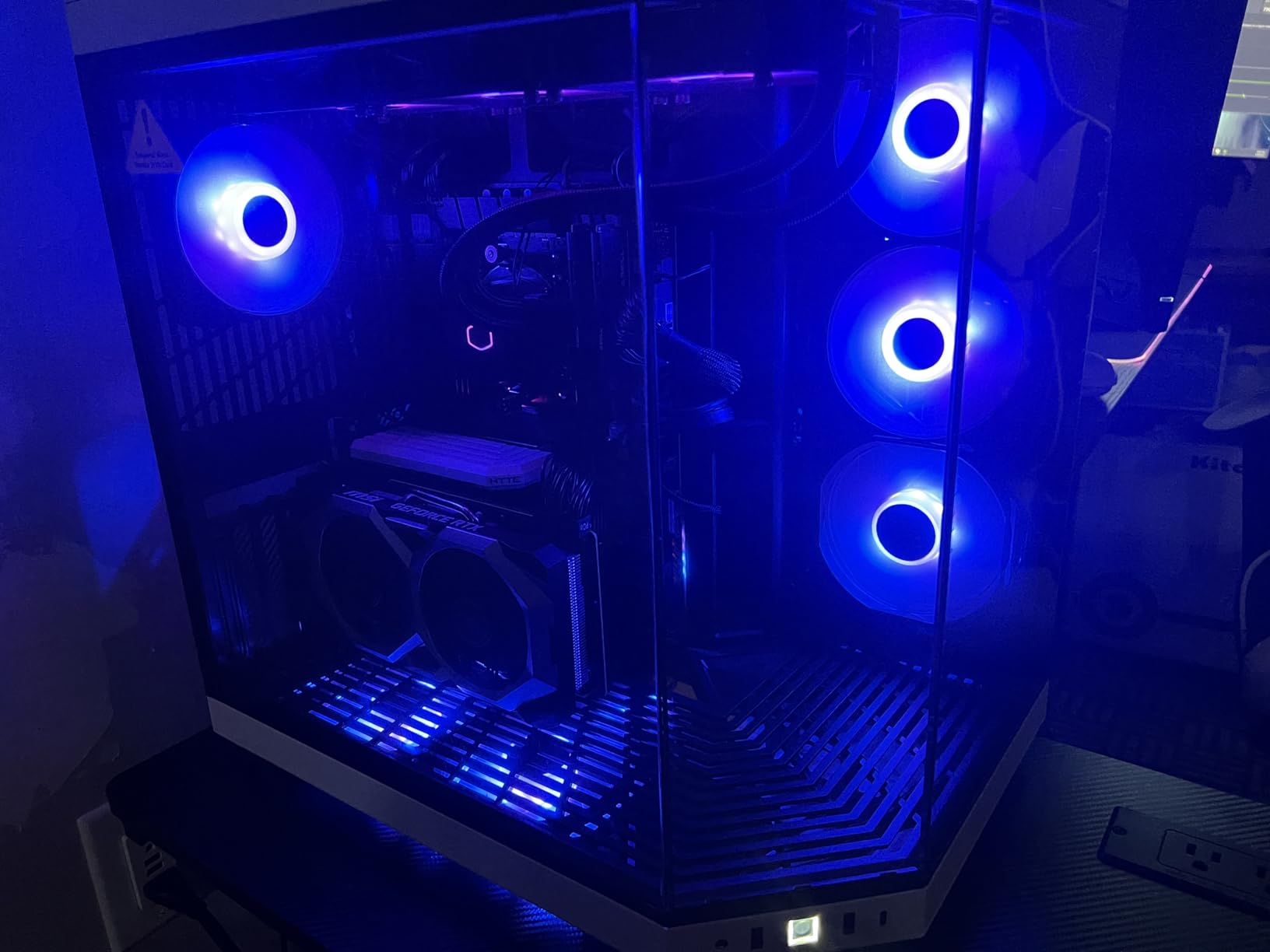 ASUS TUF Gaming TF120 ARGB Chassis Fan 3 Pack, Advanced Fluid Dynamic Bearing, 120mm PWM Control, Anti-Vibration Pads, Double-Layer LED Array customer photo 1
