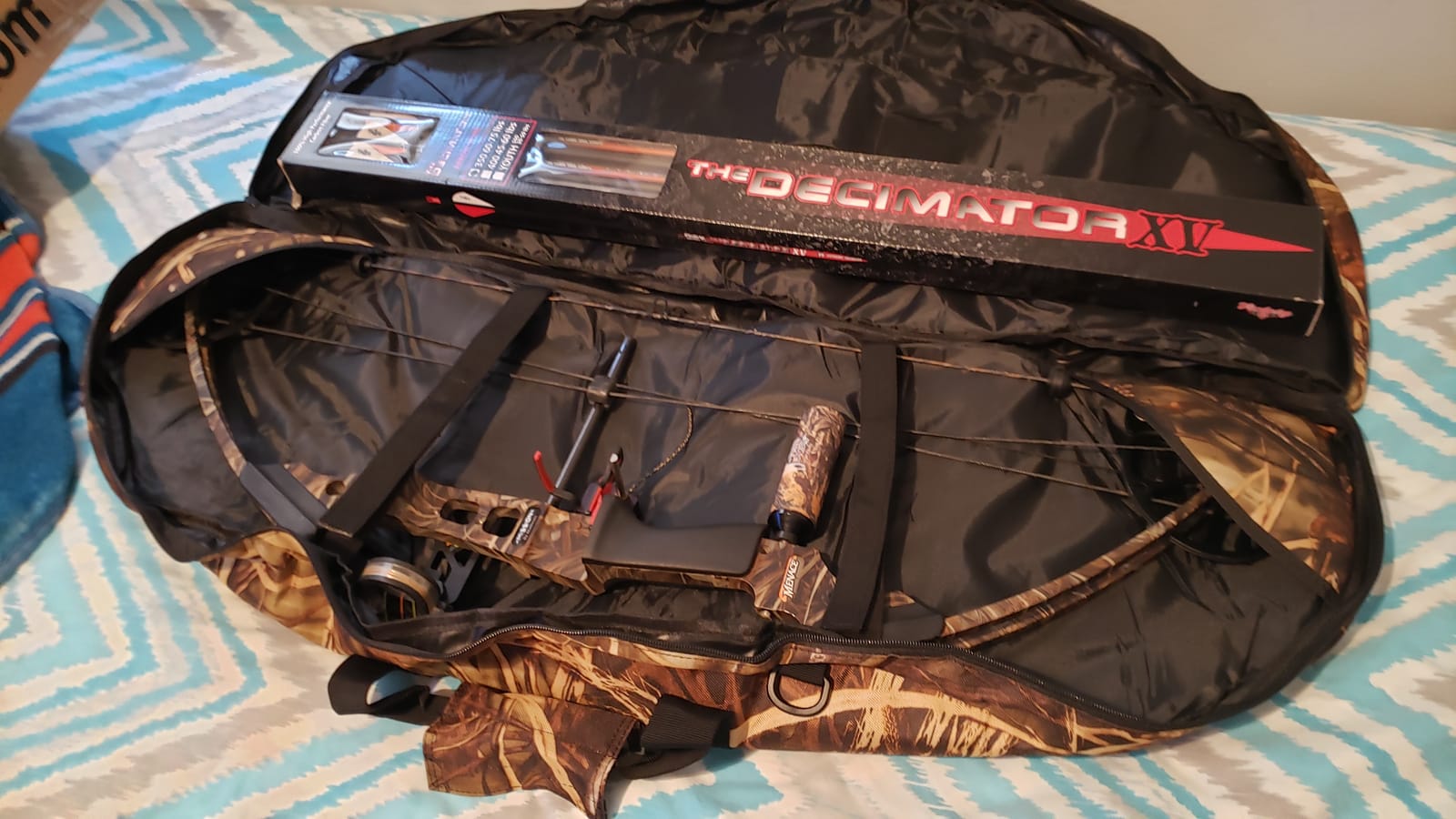 Compound Bow Case Soft Bow Padded Case Light-Weight Bow Carry Bag with Arrow Pocket customer photo 1
