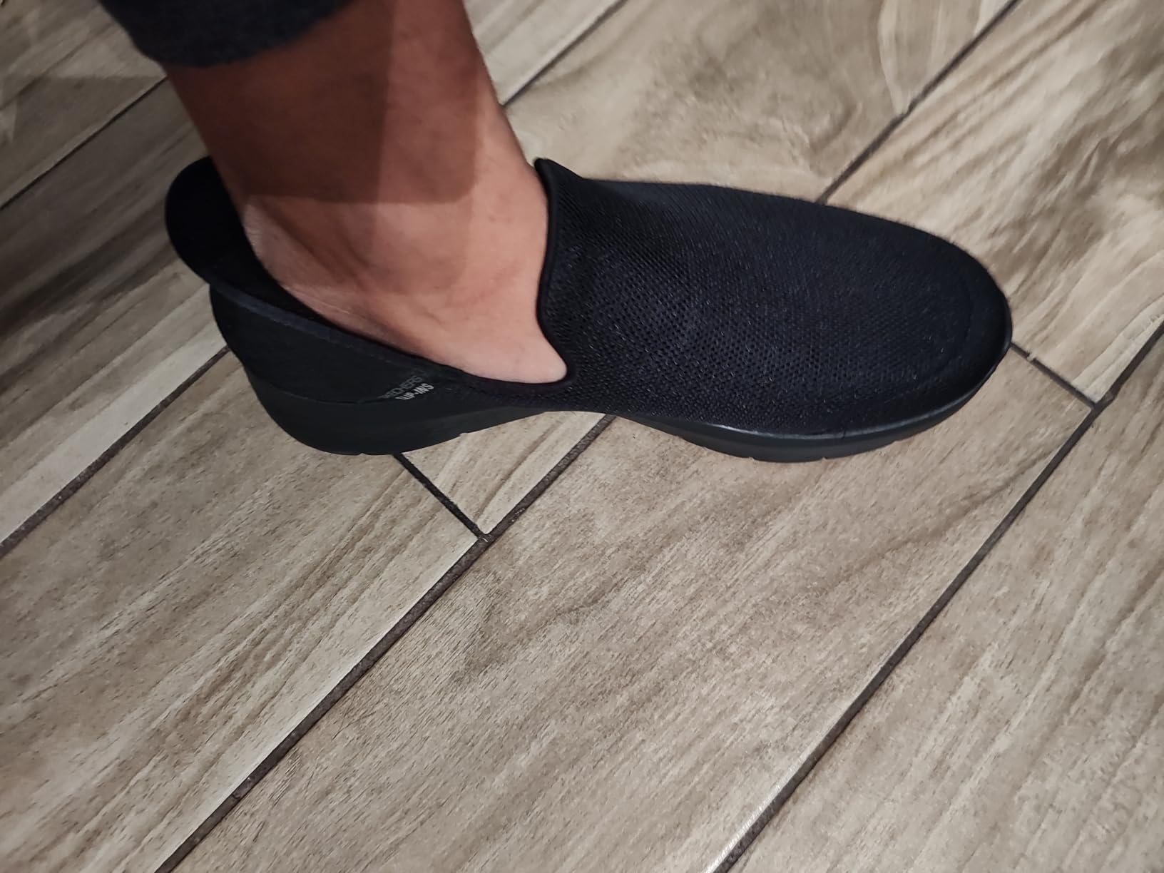 Men's Hands Free Slip-ins Go Walk Flex No Hands Sneaker customer photo 1