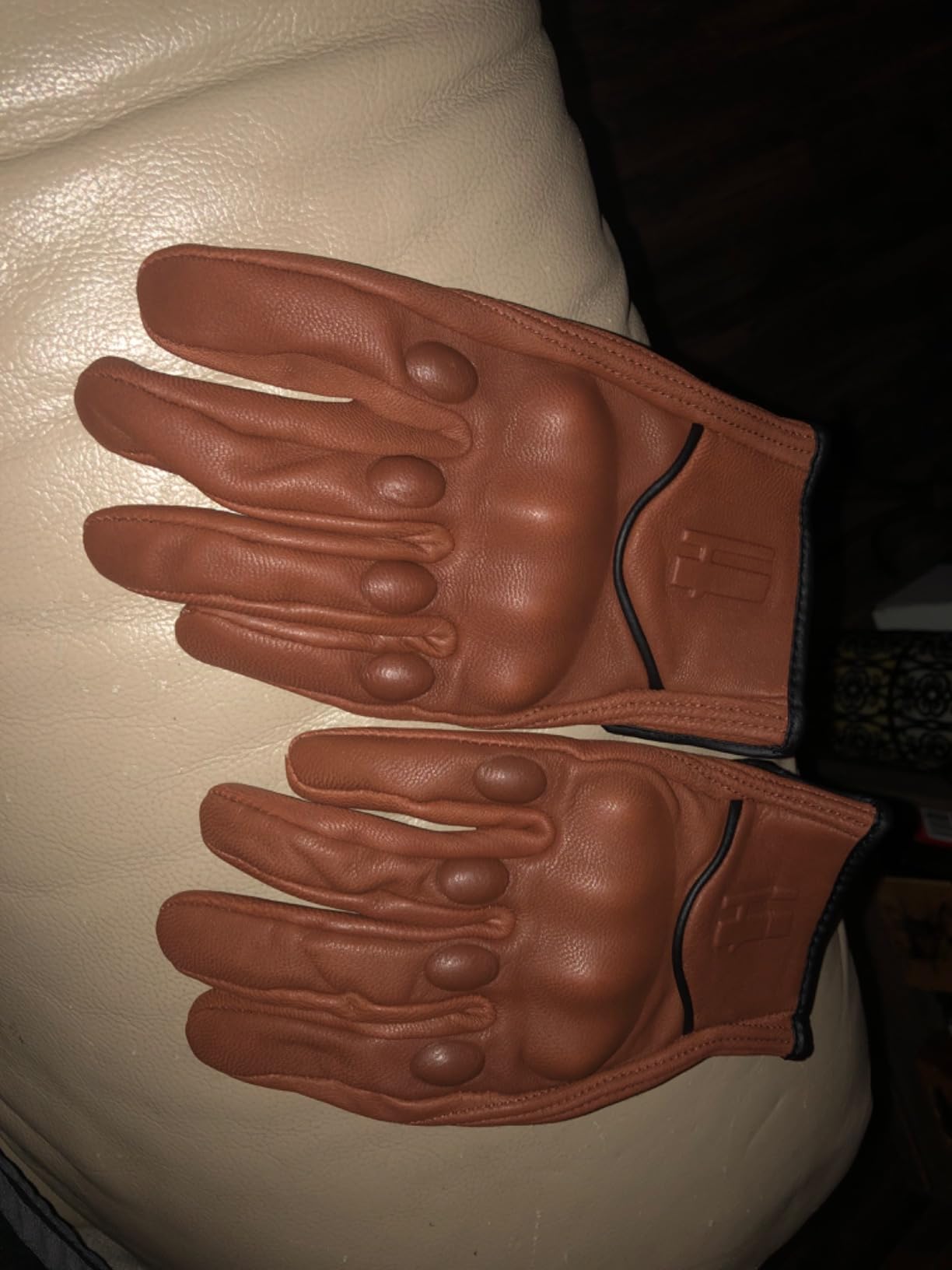 Harssidanzar Mens Winter Warm Leather Motorcycle Gloves with Touchscreen GM041US customer photo 2