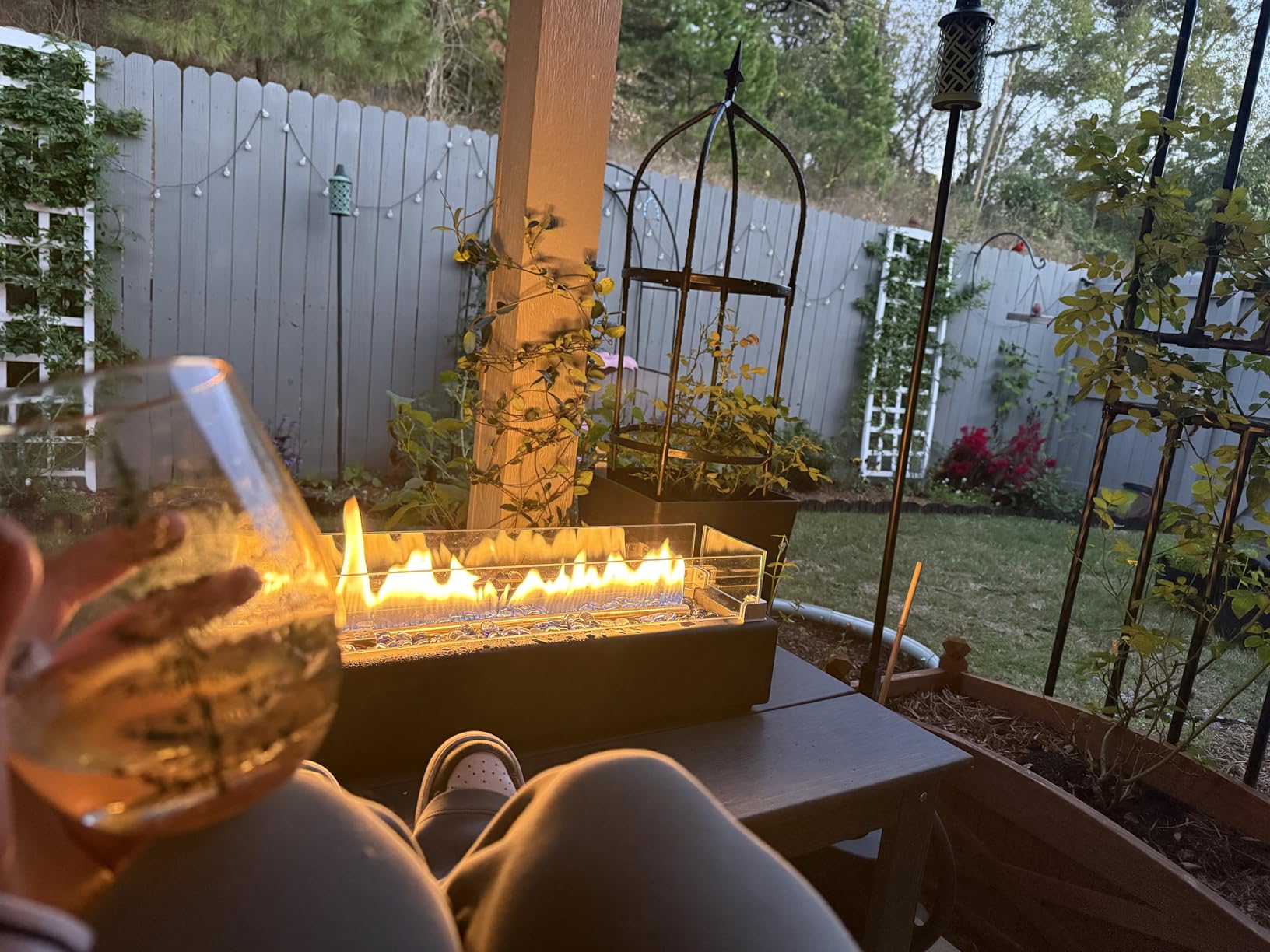 28-inch Table Top Propane Fire Pit, 40,000 BTU Tabletop Firepit for Patio, Outdoor Portable Rectangular Fire Bowl w/Wind Glass Shield, Glass Rocks - Carbon Gray customer photo 2