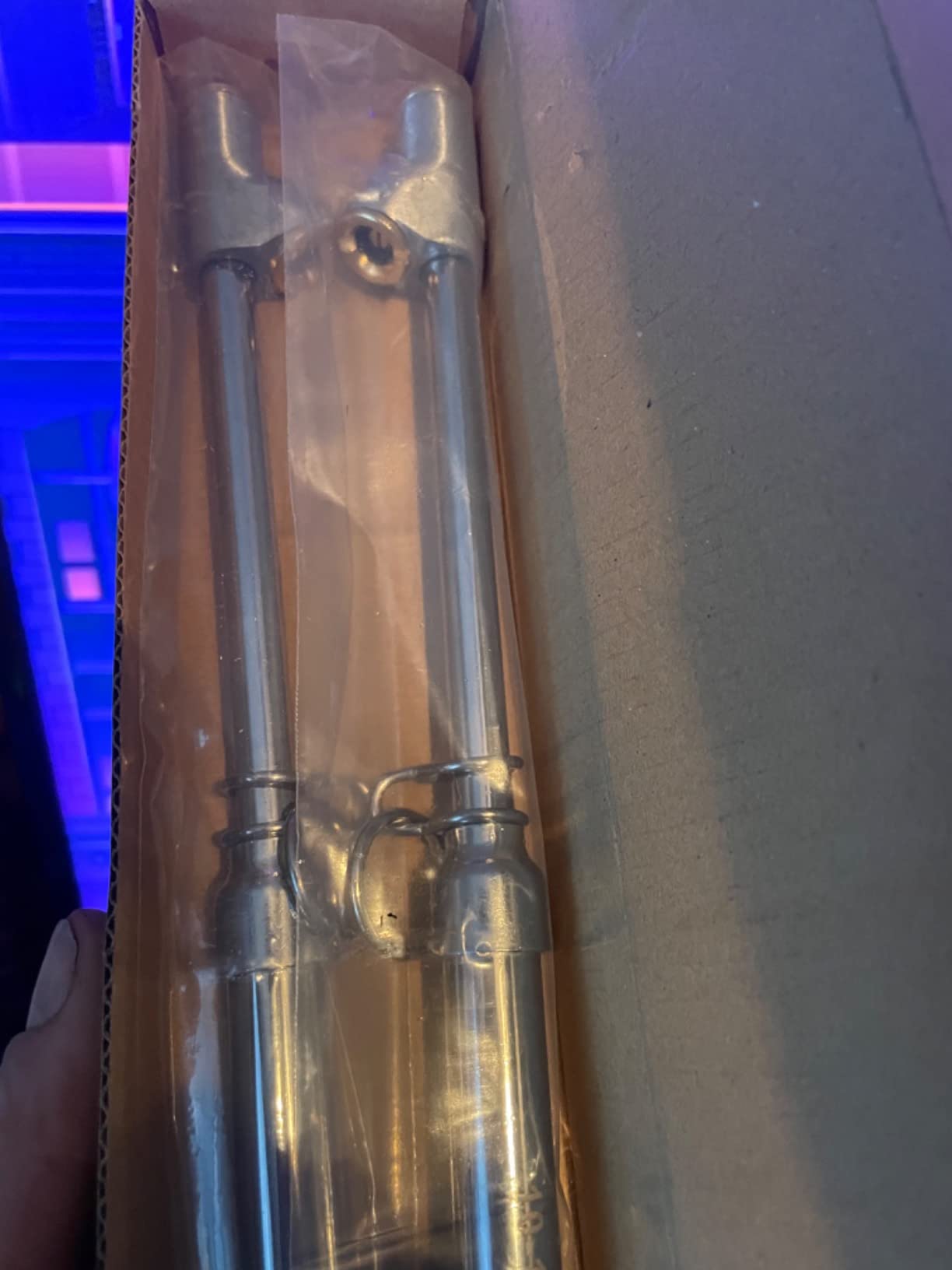 150 Psi Professional Semi Truck Tire Pressure Gauge and Dually Truck Air Gauges. Great for RV Tire Pressure, Cars, and Drivers with Bad Knees appreciate the Long Dual Head Chuck and Heavy Duty Design. customer photo 2