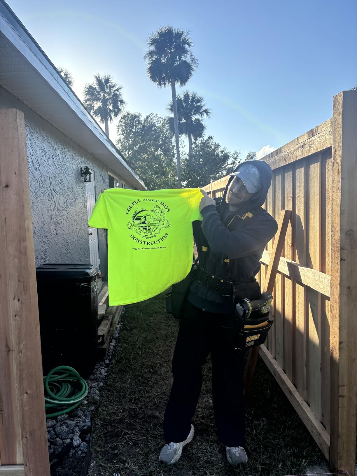 DEWALT Professional Tool Belt Organizer With Suspenders and 25 Pockets, Heavy Duty Construction (DWST540602) customer photo 2