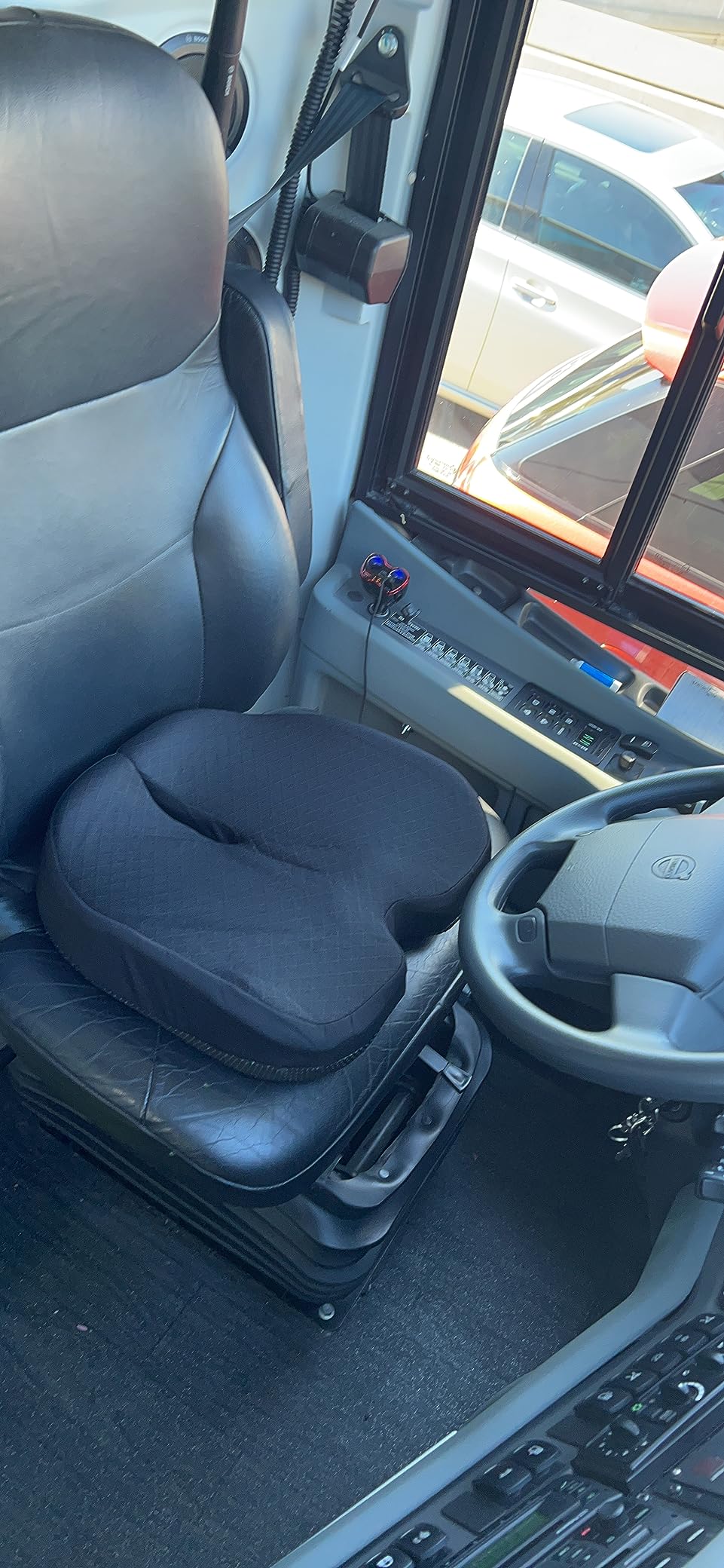 Car Seat Cushion - Premium Gel & Memory Foam Office Chair Cushions for Back,Sciatica,Coccyx,Tailbone Pain Relief, Driver Pillow for Auto, Gaming,Desk, Wheelchair,Truck (Black) customer photo 1