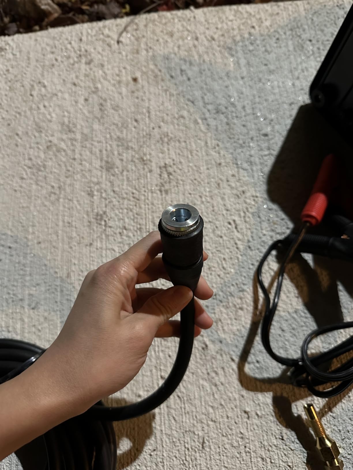 AstroAI T6 Offroad Air Compressor, 12 V Portable Air Pump with 7.06 CFM, AirCtrl, ¼ NPT Quick Connector, Heavy-Duty Truck Tire Inflator, Max 150 PSI for 4 × 4 SUV Vehicle RV ATV customer photo 2