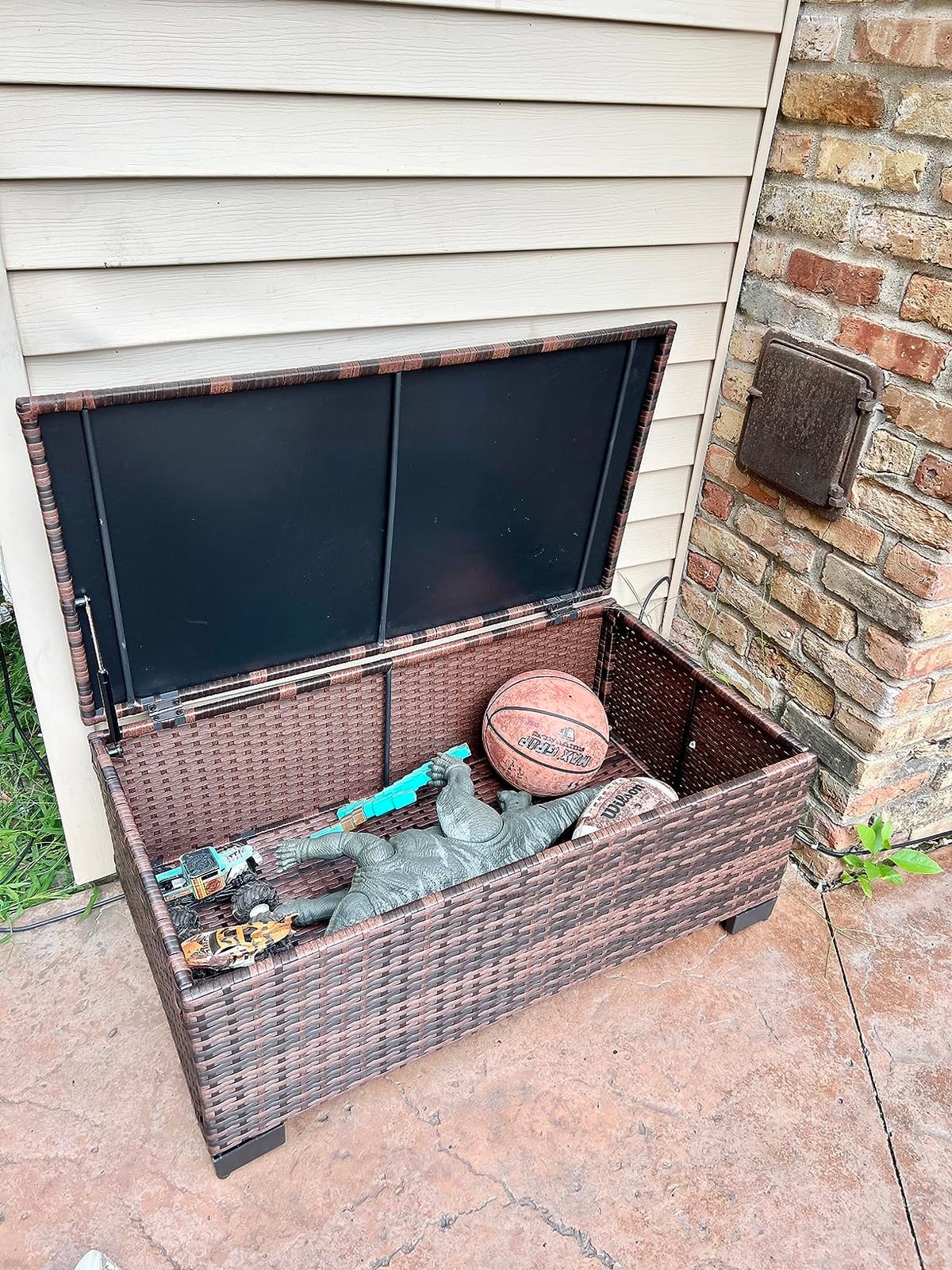 UDPATIO Outdoor Storage Table Patio Coffee Table All Weather Wicker Side Table with Waterproof Covers Rattan Furniture for Toys and Garden Tools customer photo 2