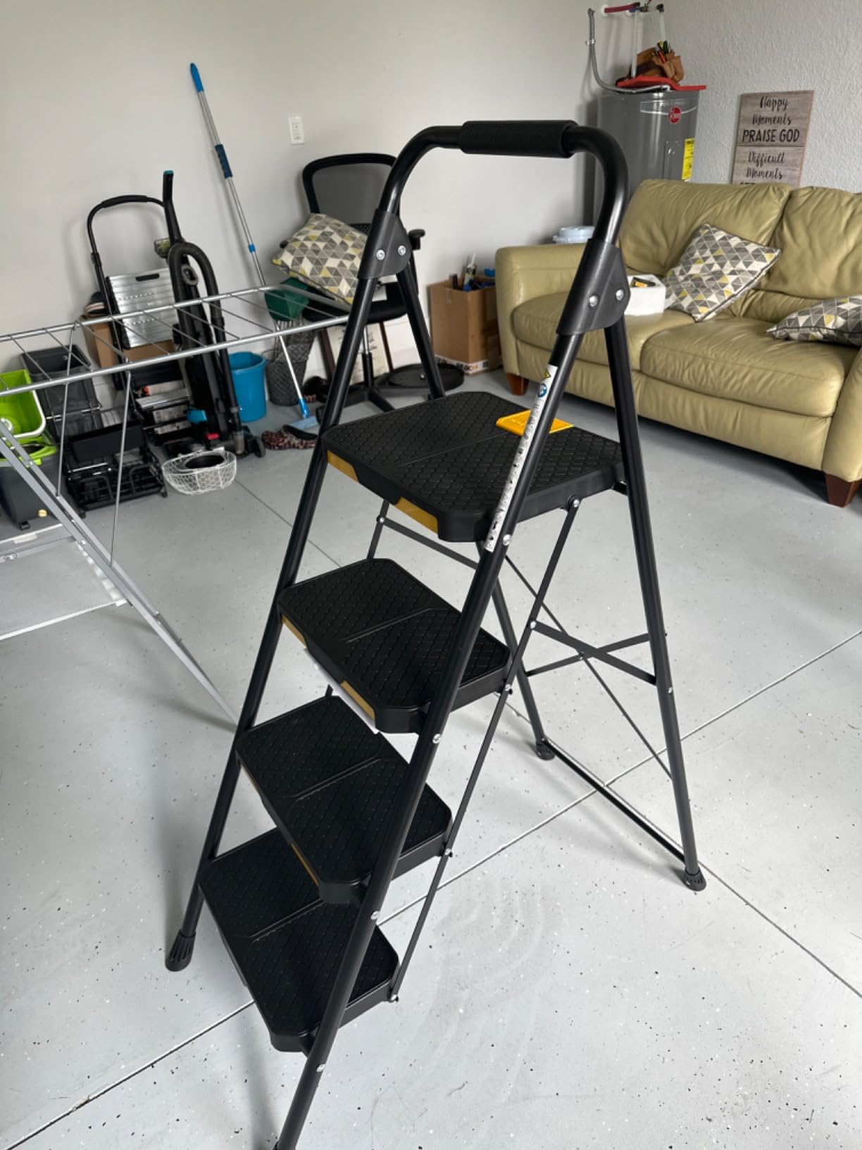 KINGRACK 4 Step Ladder, Steel Step Stool with Safe-Lock, Load 800lbs, Black customer photo 2