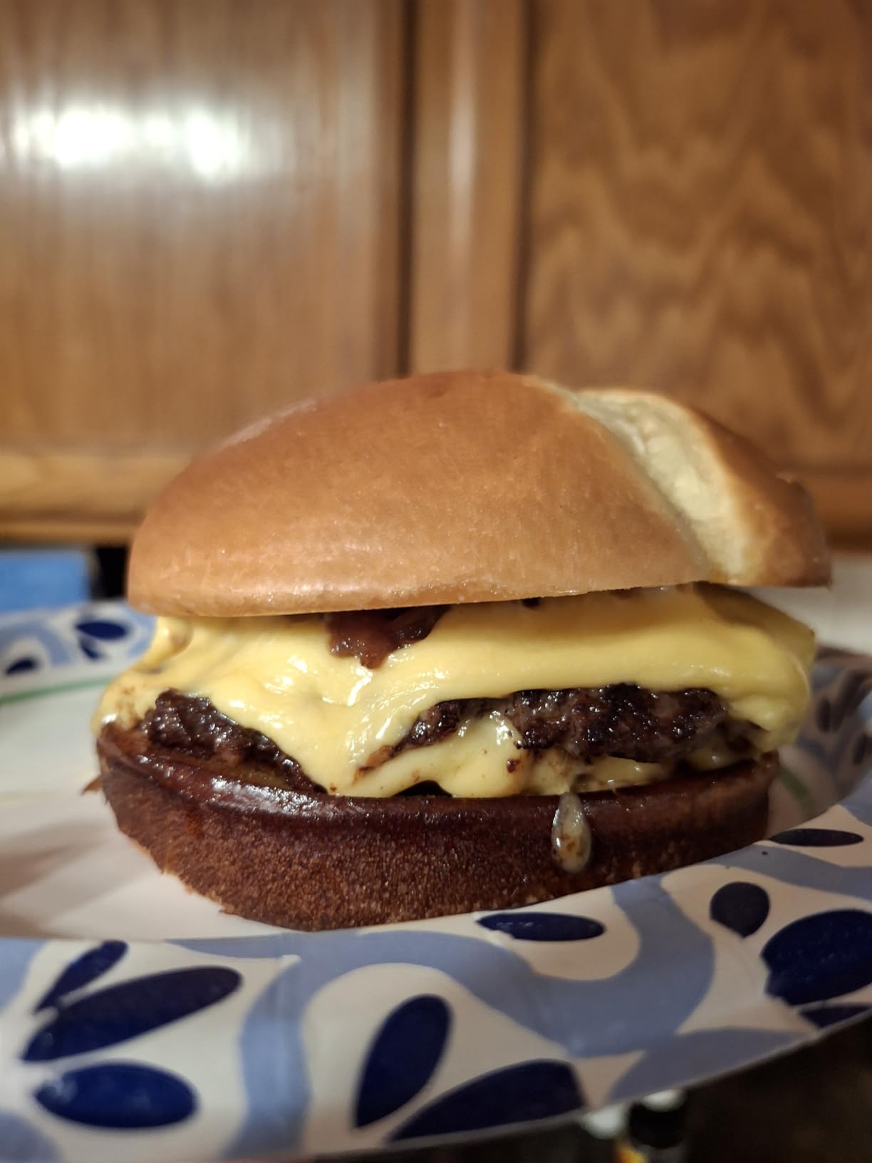 Premium Cast Iron Smash Burger Press incl. 25 Patty Paper customer photo 2