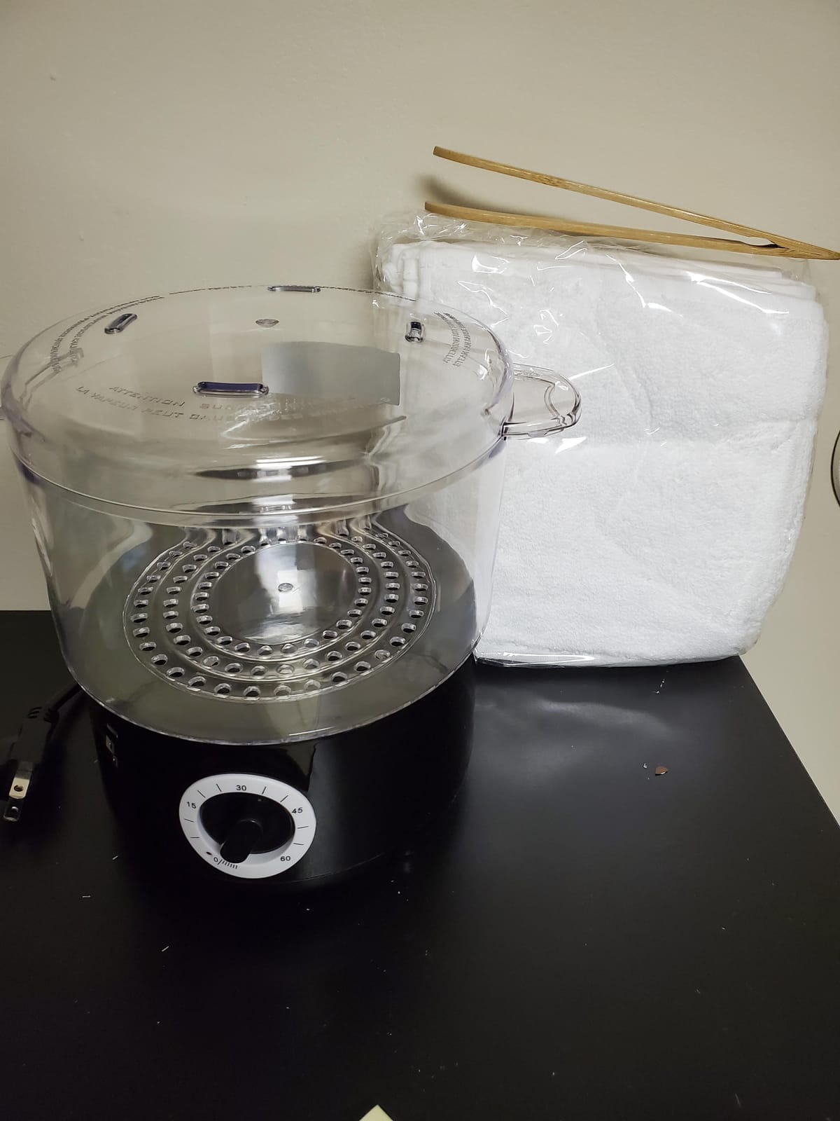 Hot Towel Warmer, Rapid Heating Towel Steamer for Facials can Hold 12 Mini Wet Towels, Portable Mini Towel Warmer for Bathroom,Spa and Salon. customer photo 1