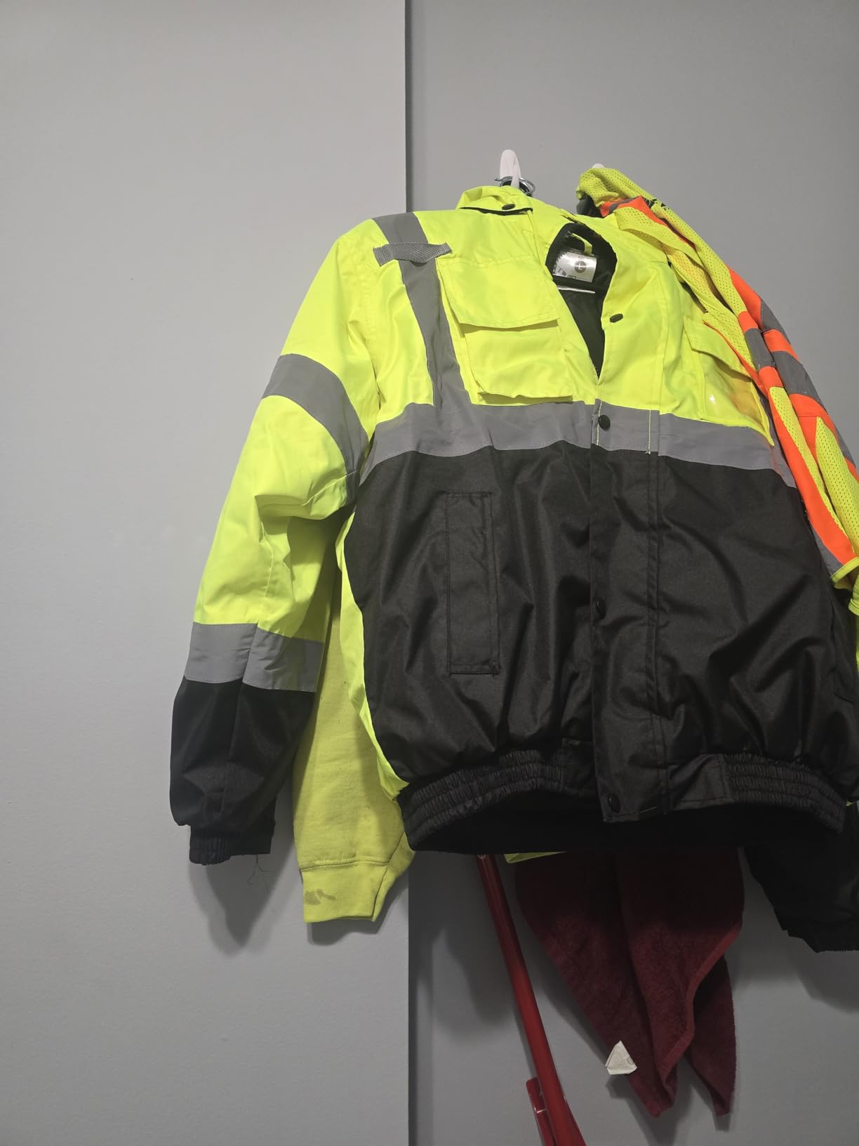SKSAFETY 3-in-1 Hi Vis Safety Bomber Jacket with Zip-Up Fleece Liner customer photo 2