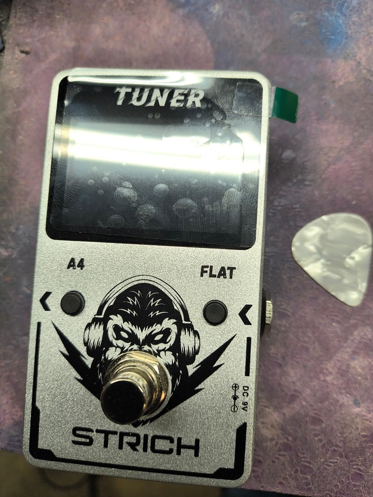 STRICH Tuner Pedal, Silver, Compact with Large Color Screen - Precision Chromatic Drop Tuning, 430-450Hz A4, True Bypass for Electric Guitar & Bass customer photo 2