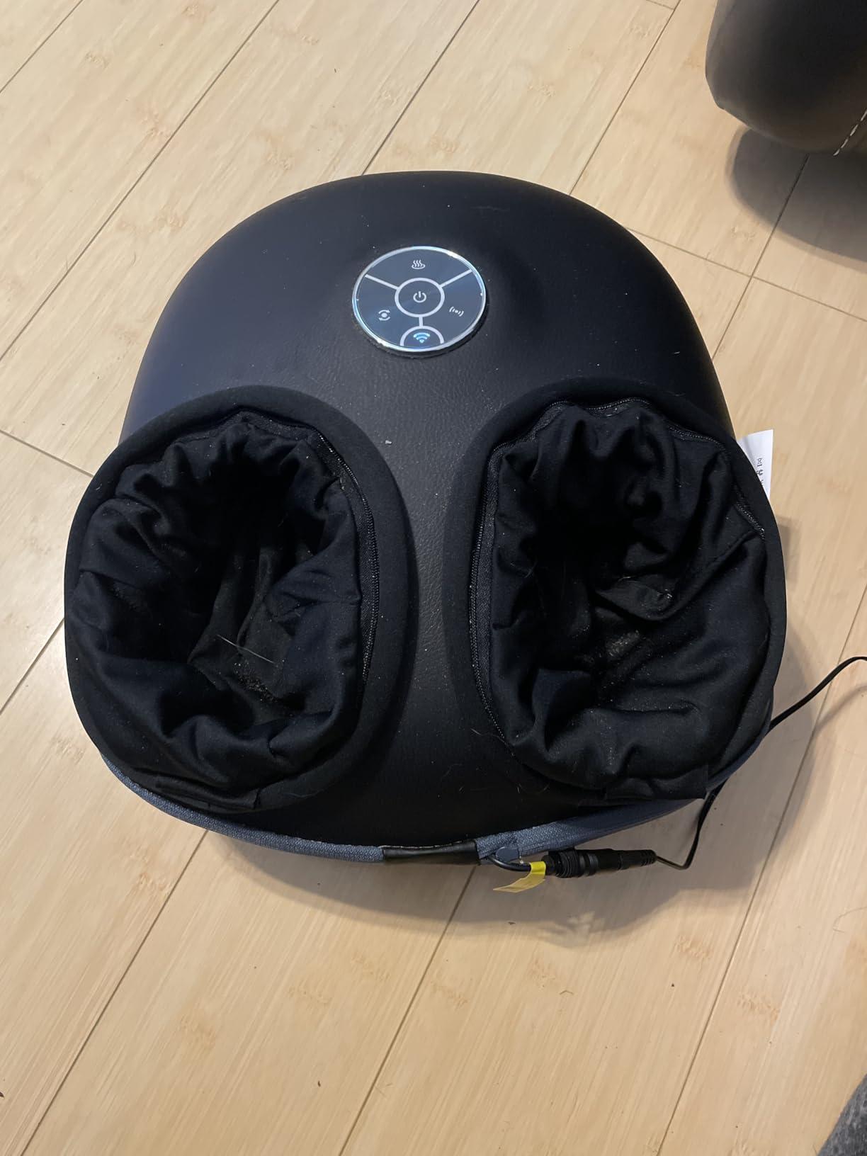 Medcursor Foot Massager with Heat - 2026 Upgraded Shiatsu Deep Kneading Machine, Multi Air Compression Intensity, Smart APP Mobile Remote Control, Feet Massage for Mom Women customer photo 1