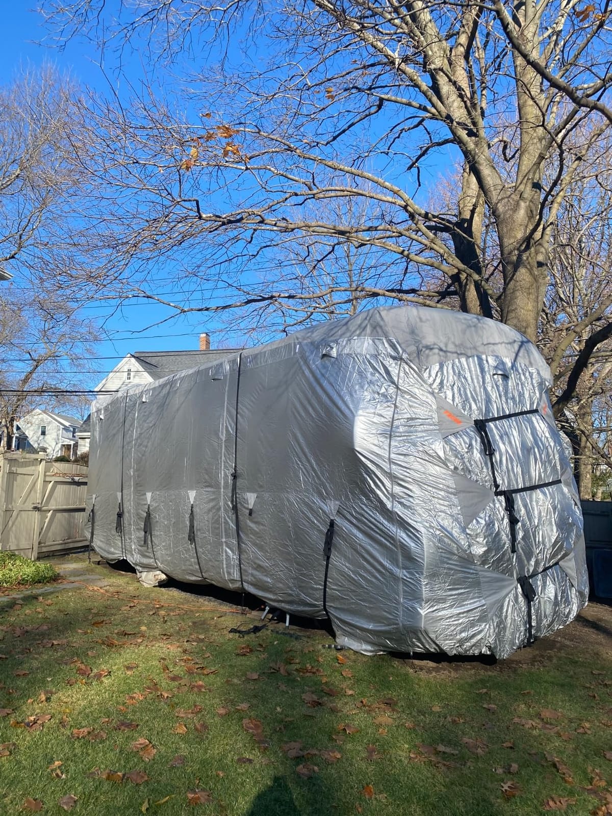 FRUNO Oxford Fabric 5th Wheel RV Cover Fits 37'-41' Waterproof Rip-Resistant Anti-UV Fifth Wheel Toy Hauler Camper Cover for Winter Snow with 4 Tire Covers and Gutter Covers customer photo 1